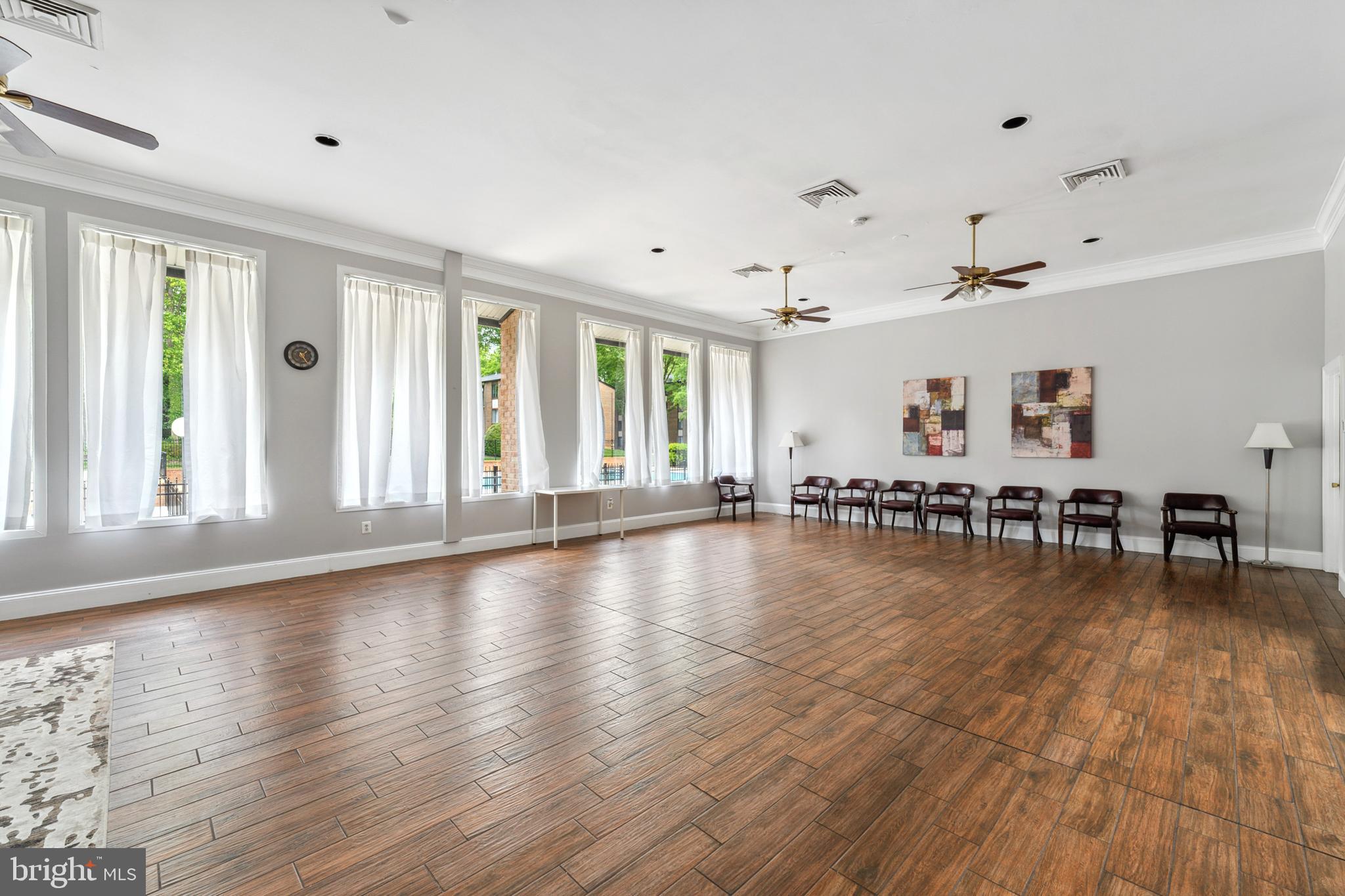HAWTHORNE VILLAGE - Residential