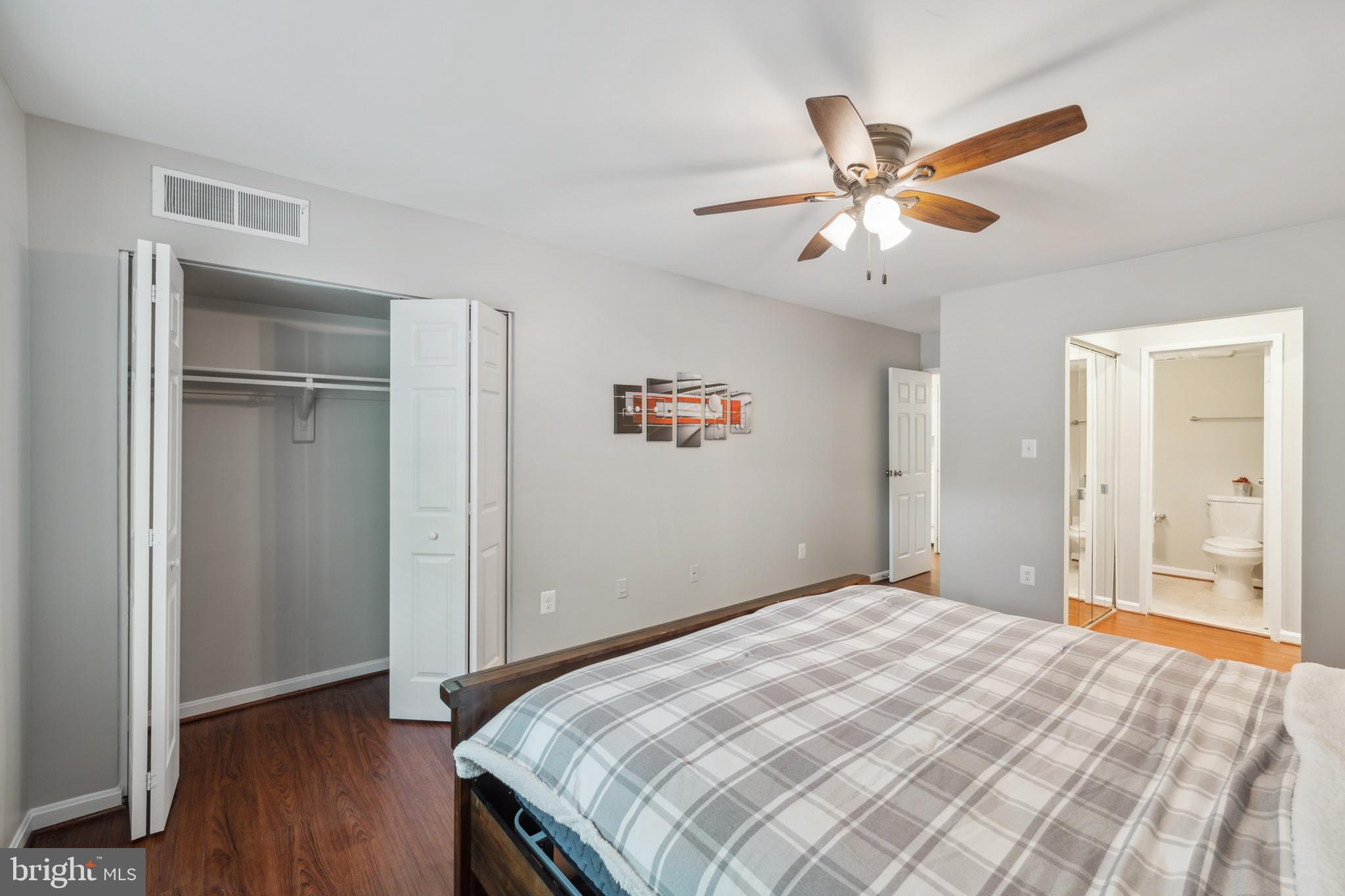 HAWTHORNE VILLAGE - Residential