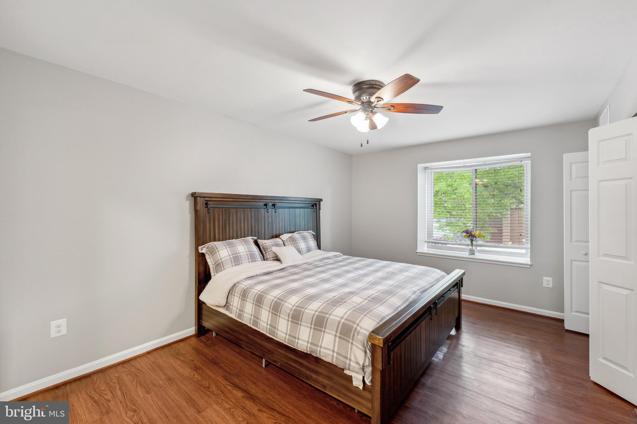 HAWTHORNE VILLAGE - Residential