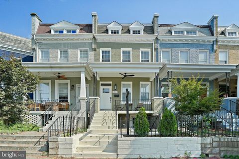 1404 MASSACHUSETTS AVENUE SE WASHINGTON DC 20003