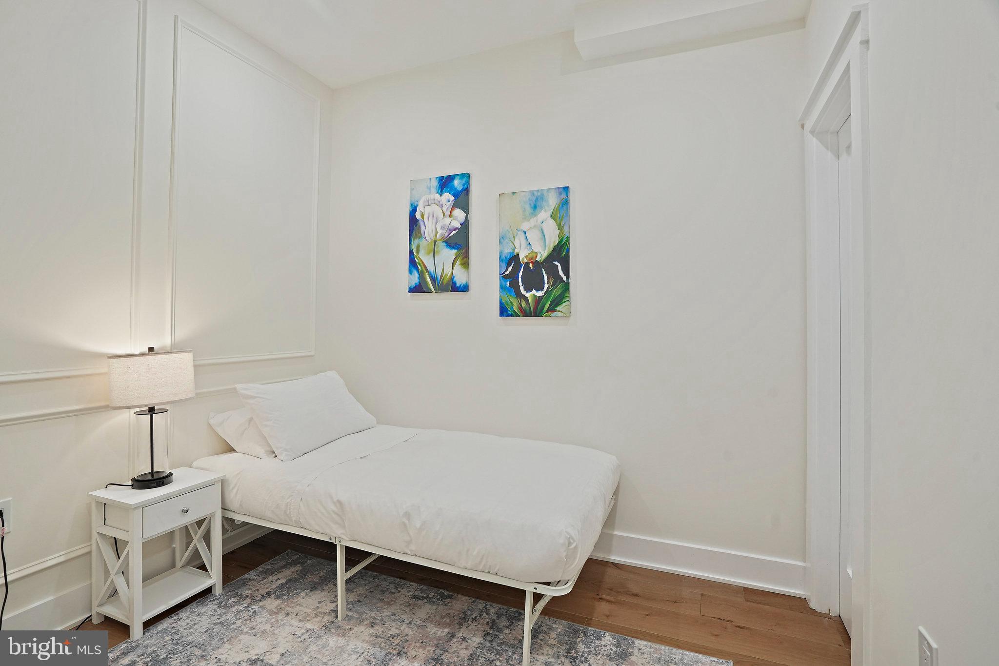 CAPITOL HILL - Residential