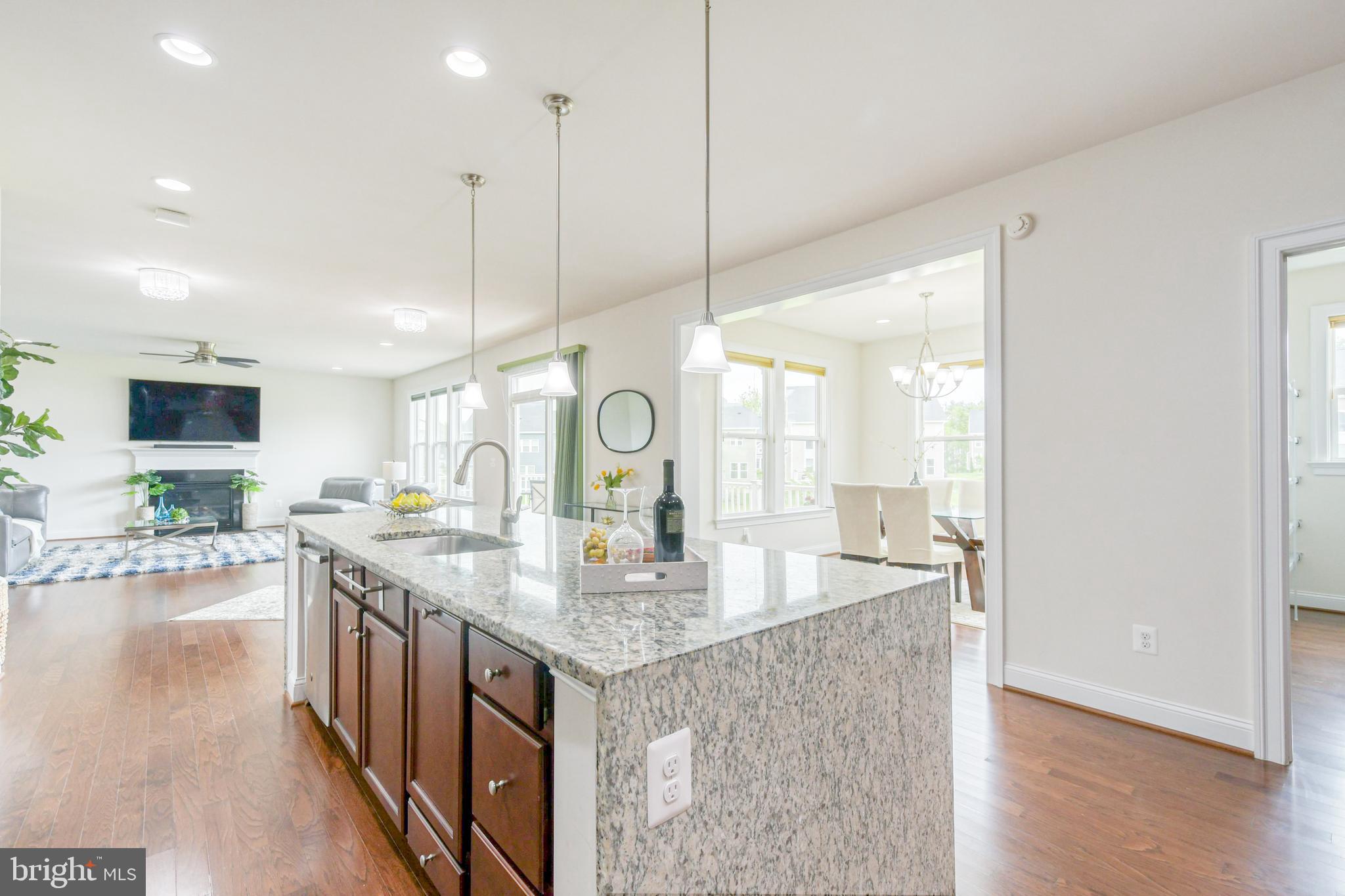 WESTBURY GLEN - Residential