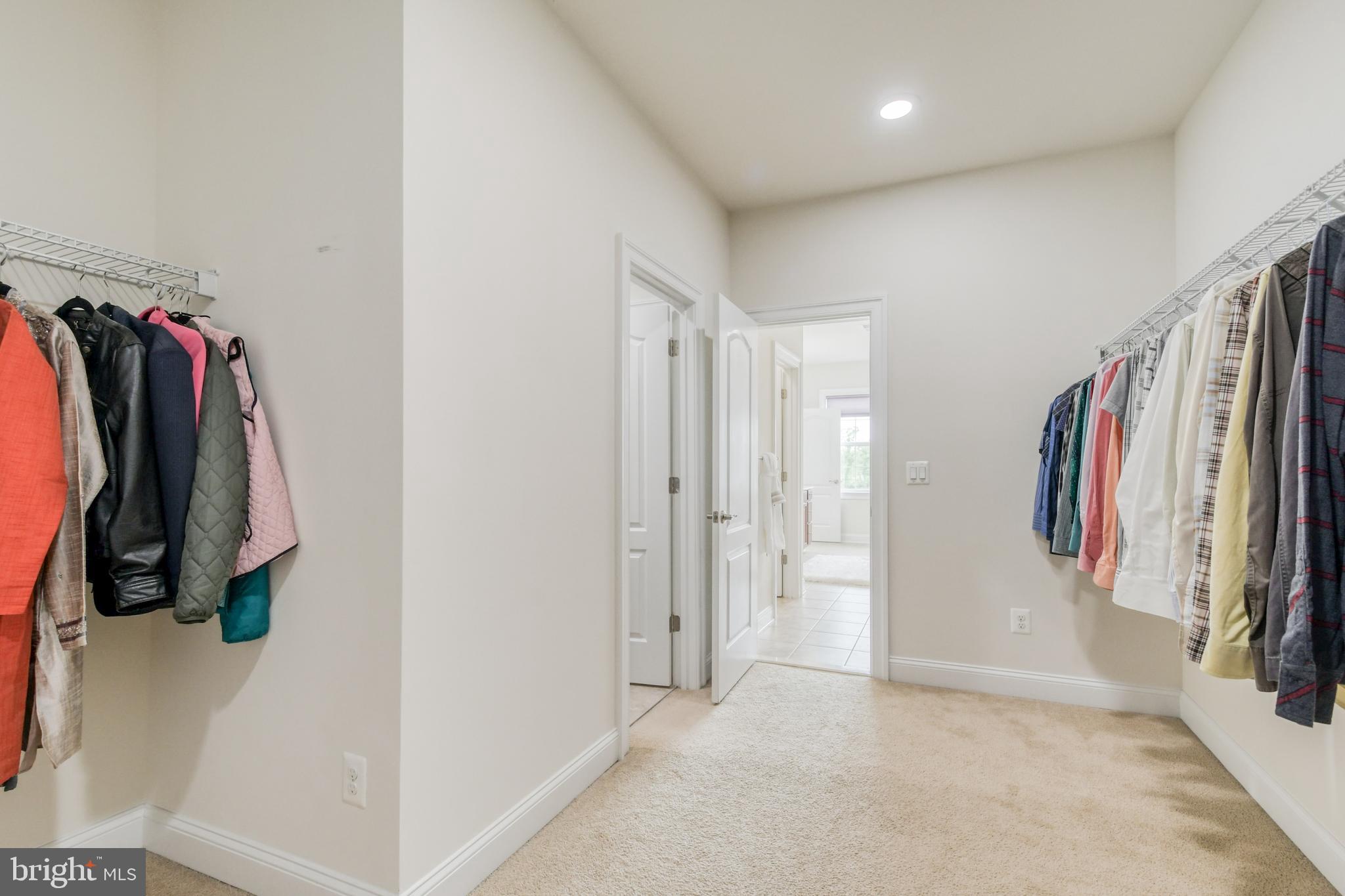 WESTBURY GLEN - Residential