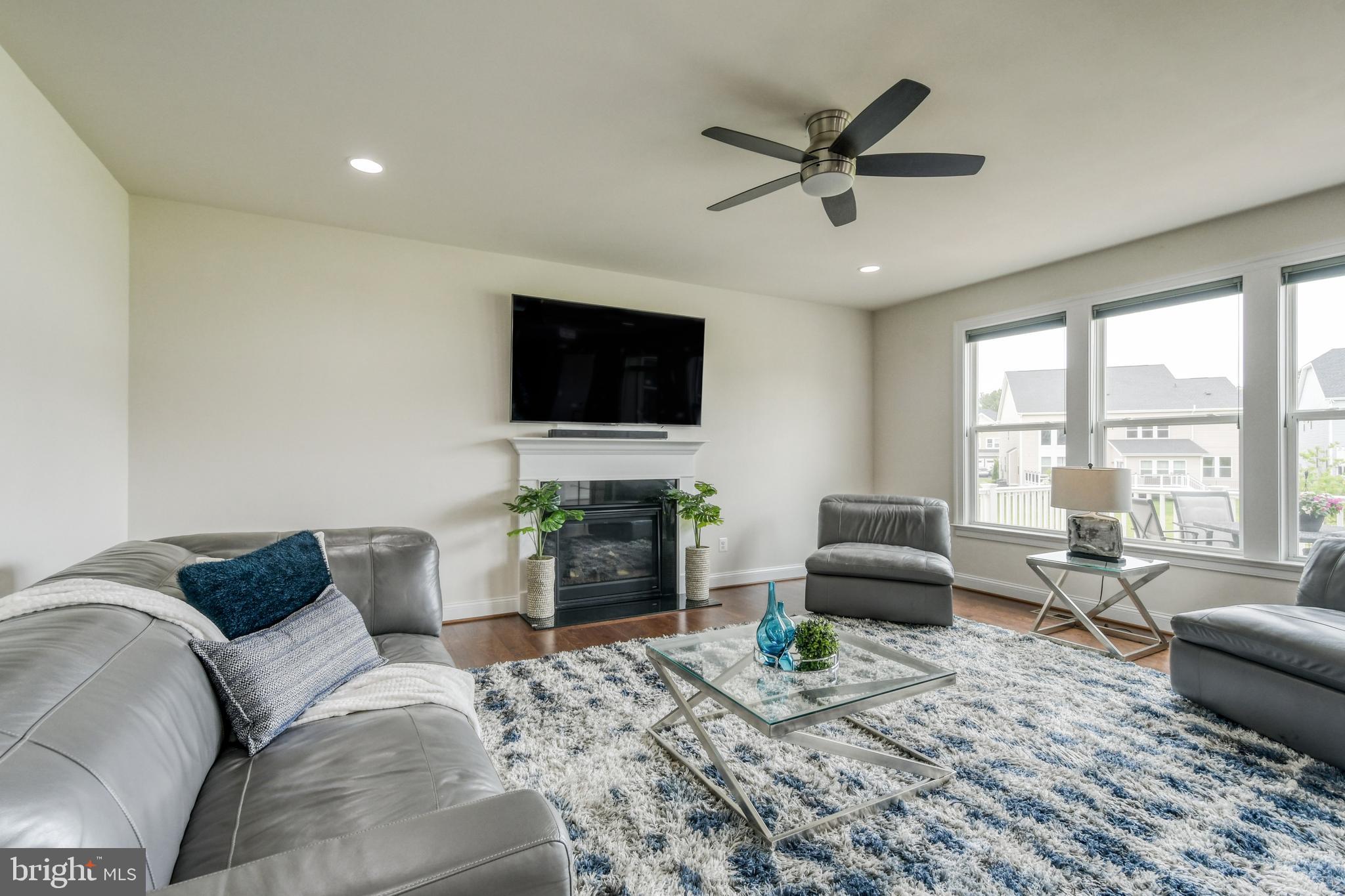 WESTBURY GLEN - Residential