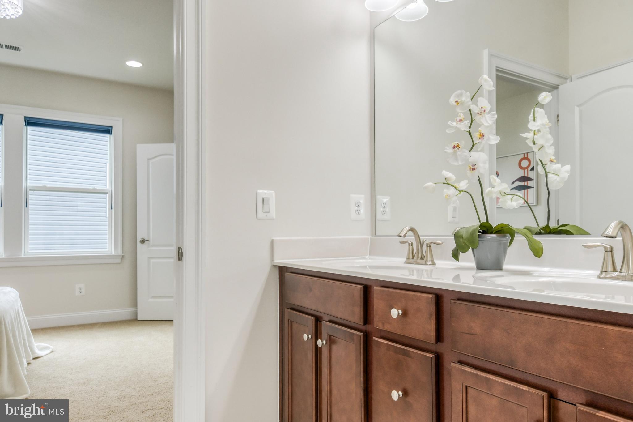 WESTBURY GLEN - Residential