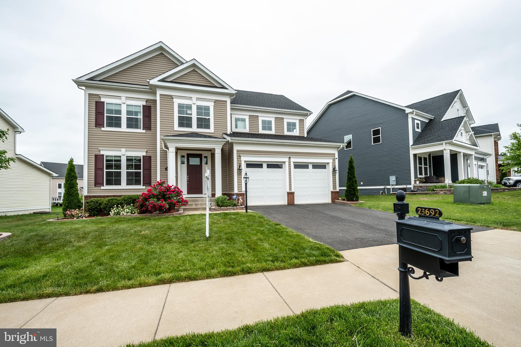 WESTBURY GLEN - Residential