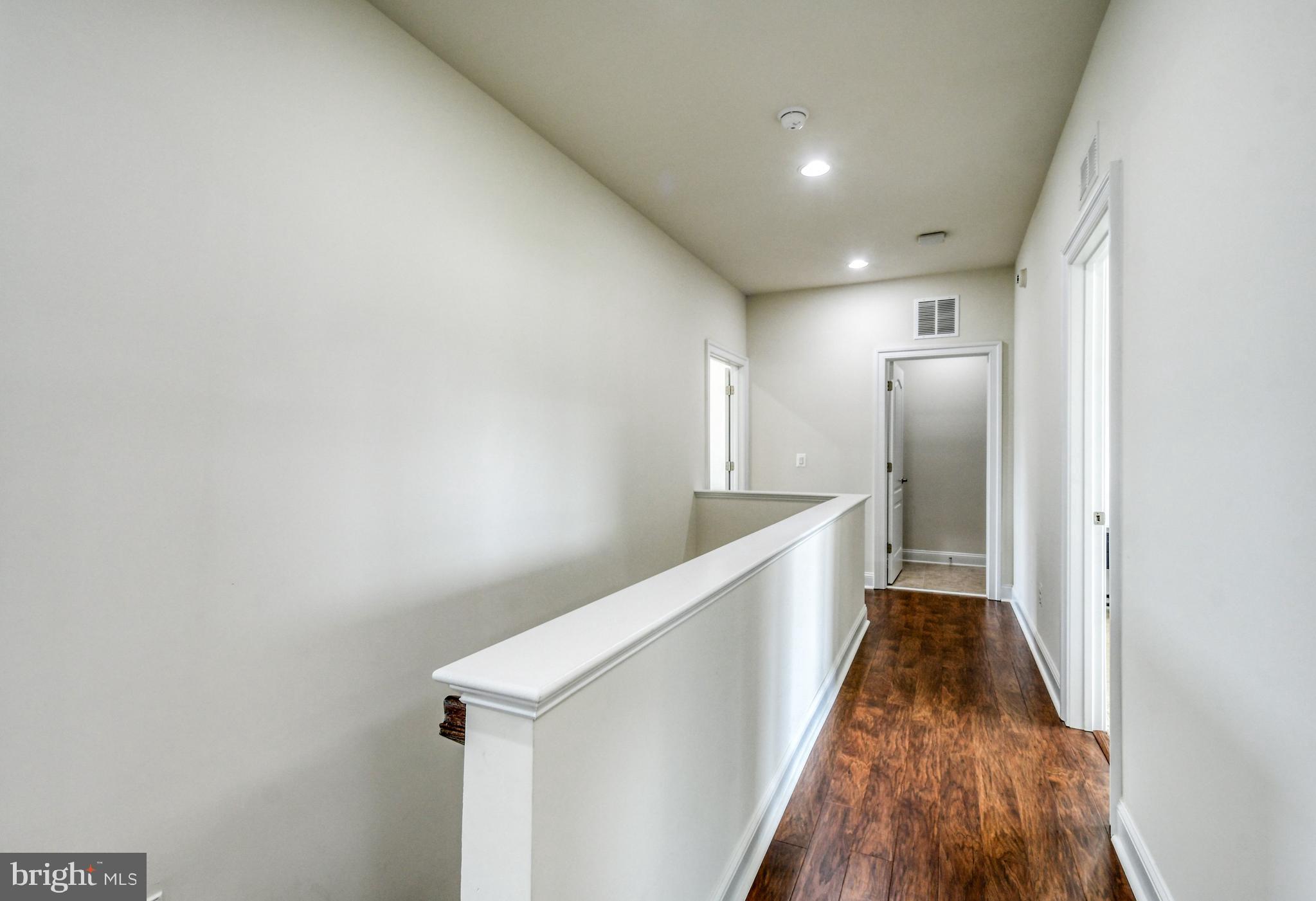 WESTBURY GLEN - Residential