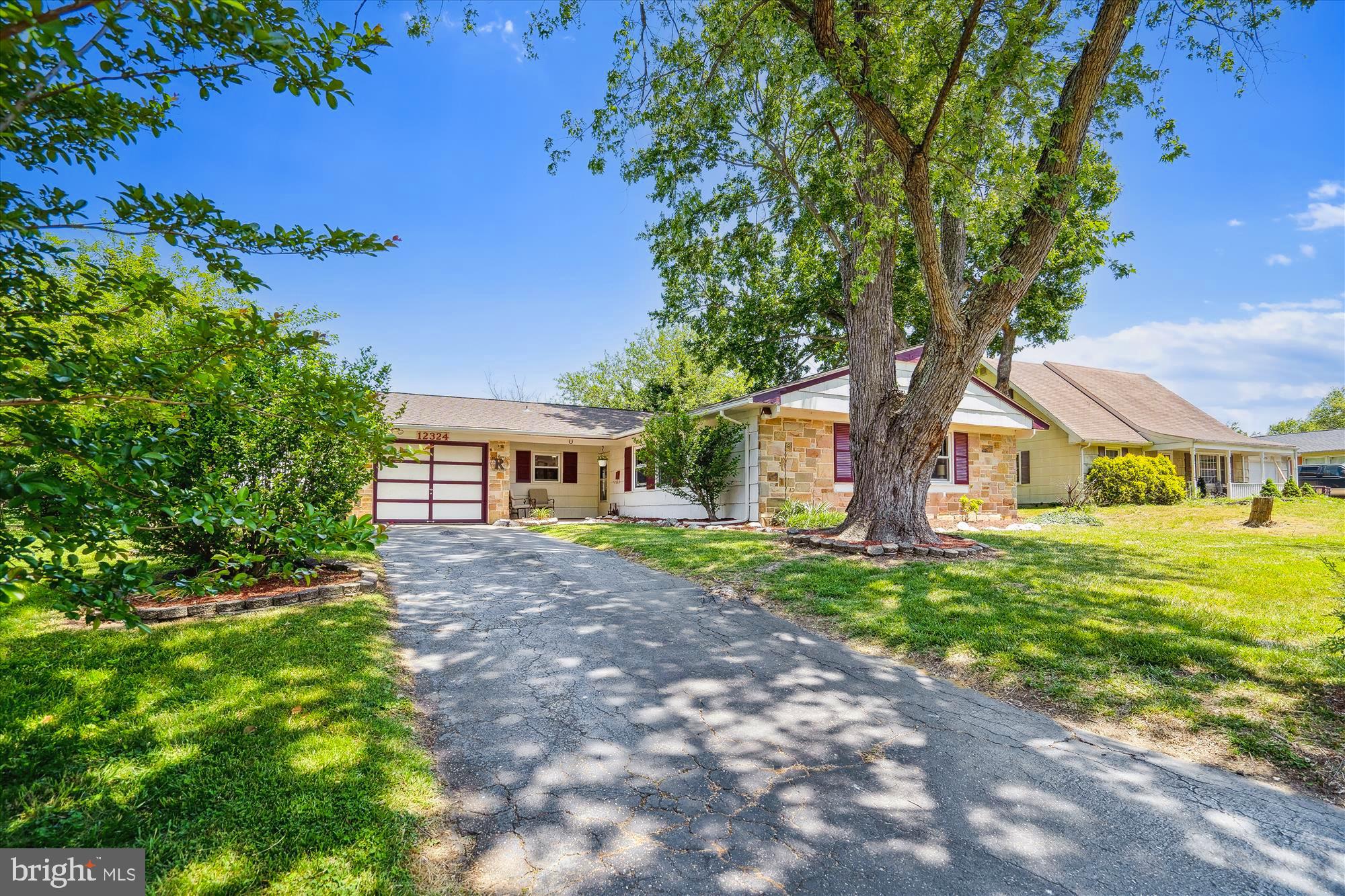 FOXHILL - Residential