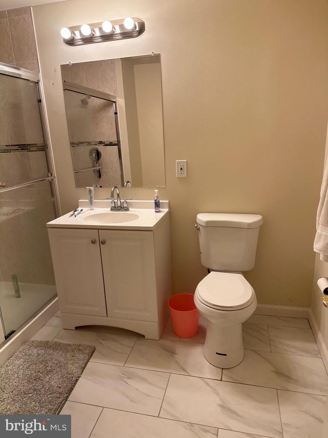 DELMONT STATION - Residential Lease