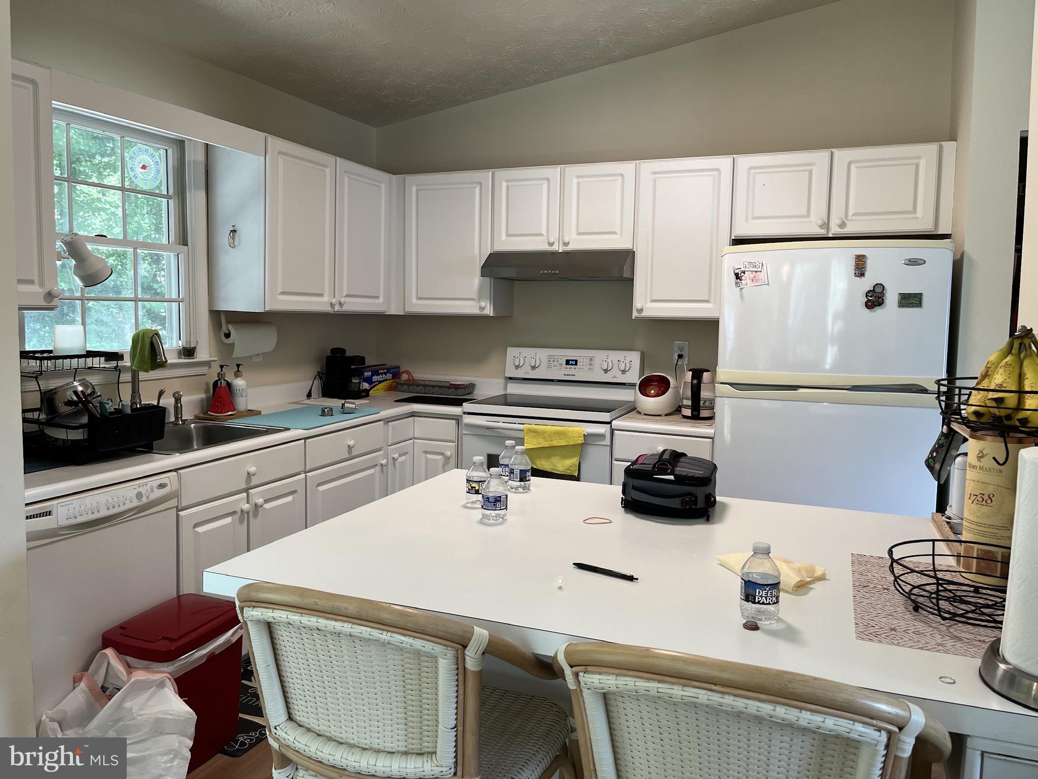 DELMONT STATION - Residential Lease