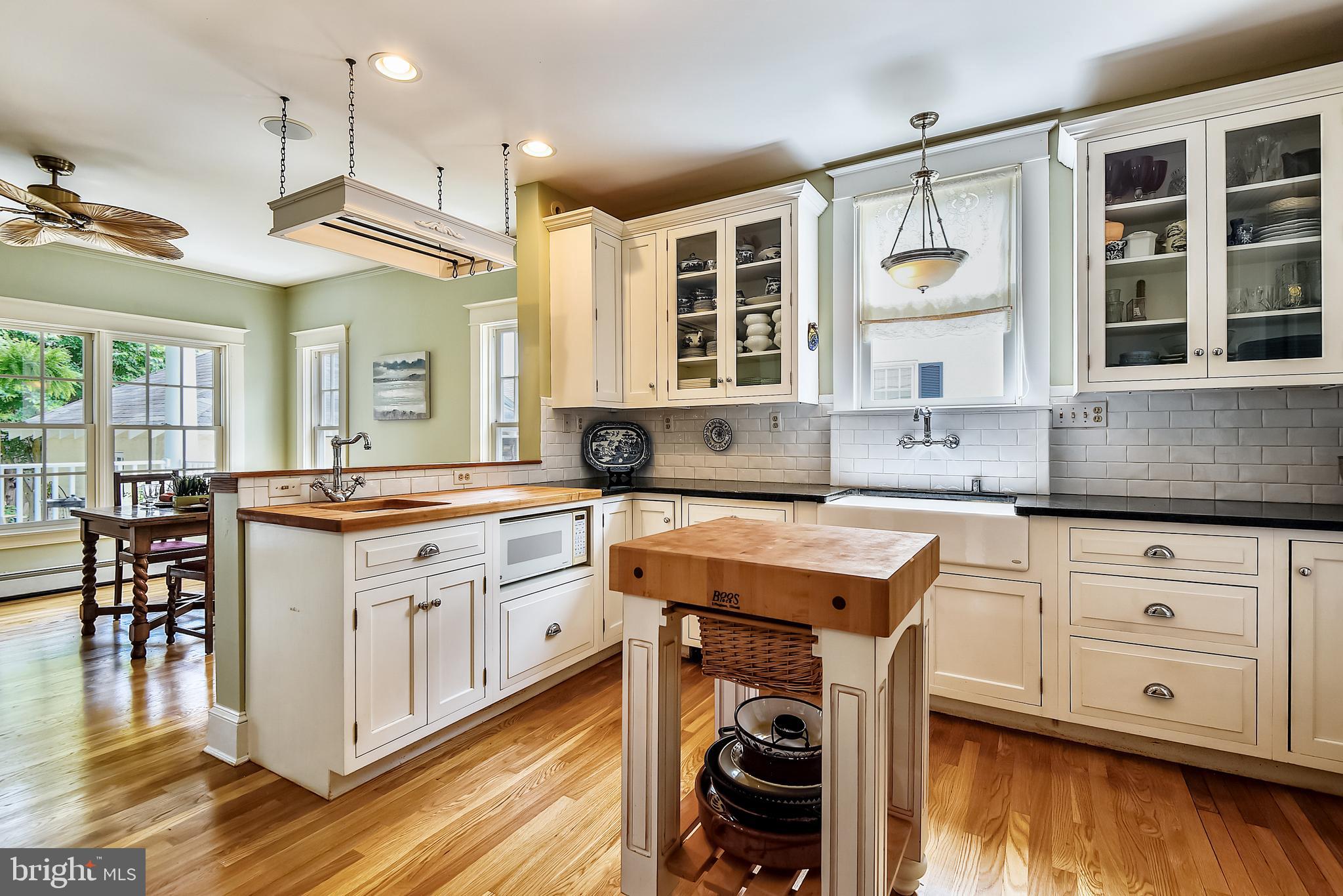 MURRAY HILL - Residential