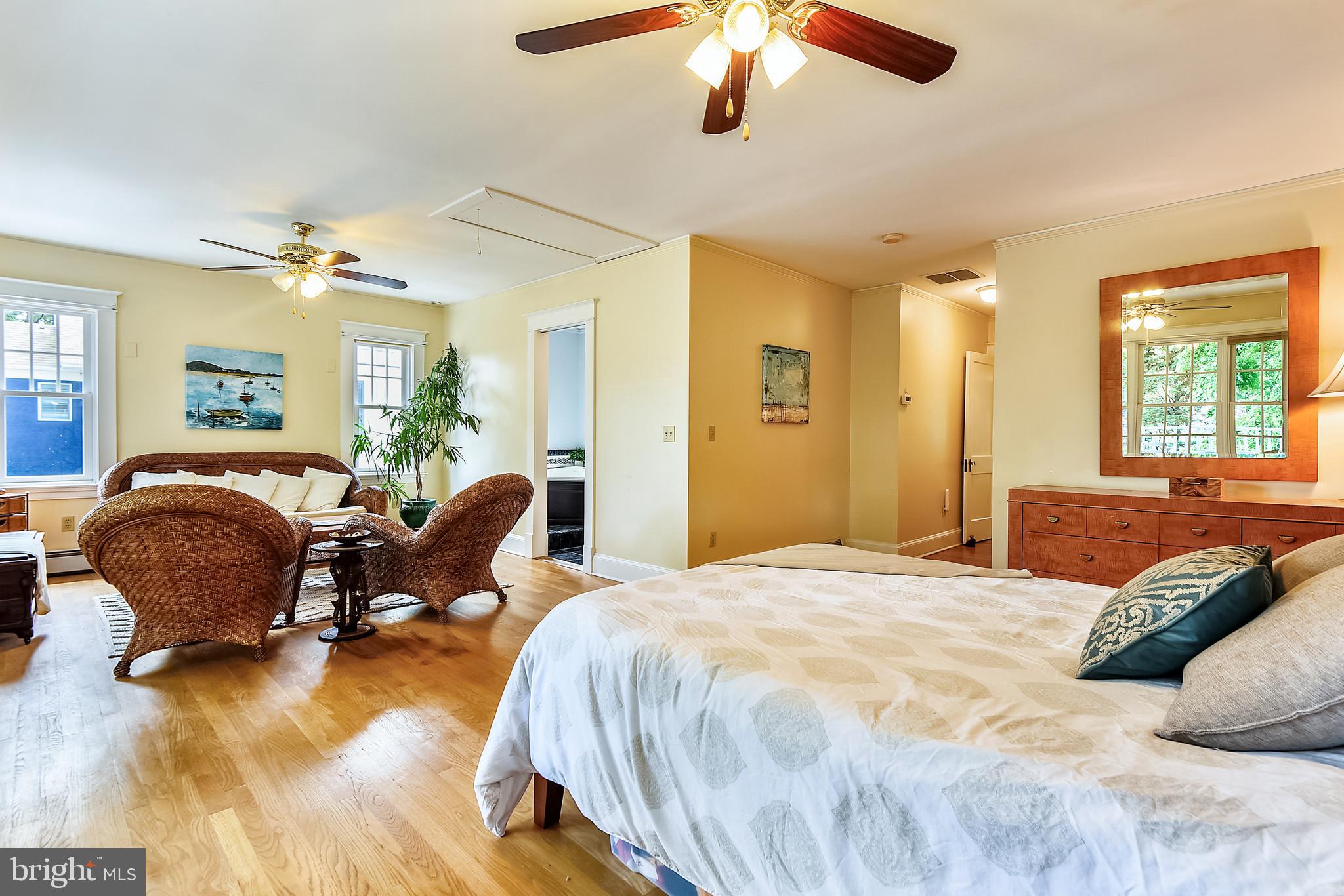 MURRAY HILL - Residential