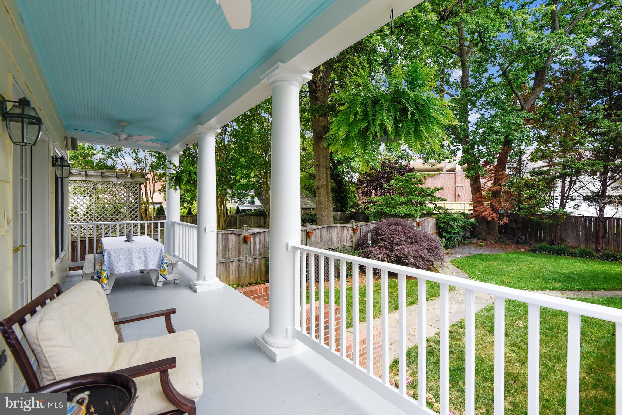 MURRAY HILL - Residential