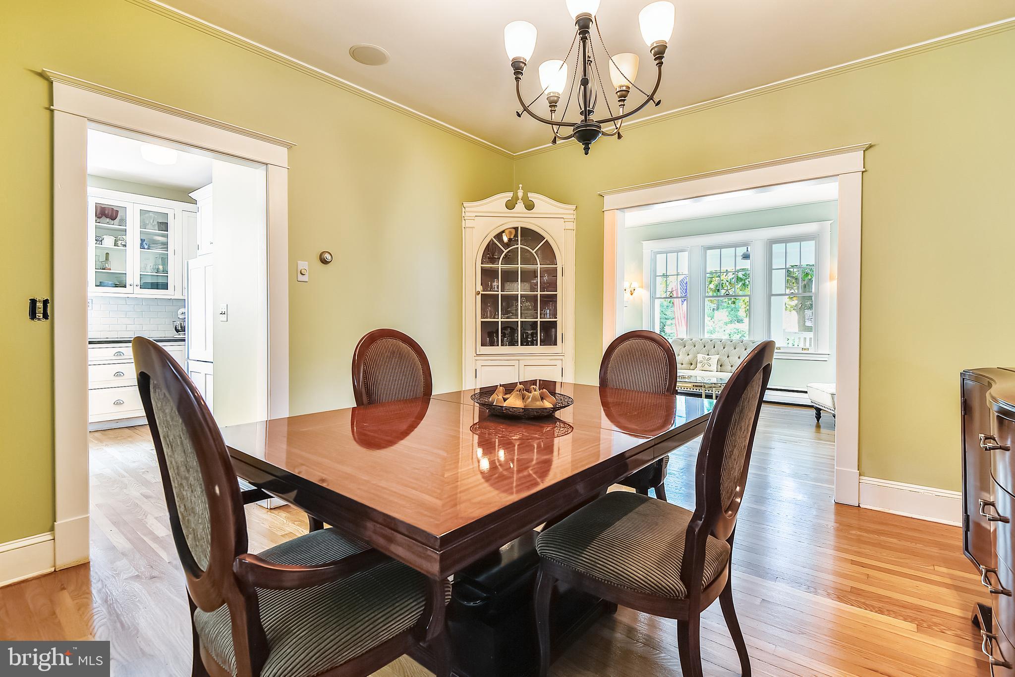 MURRAY HILL - Residential