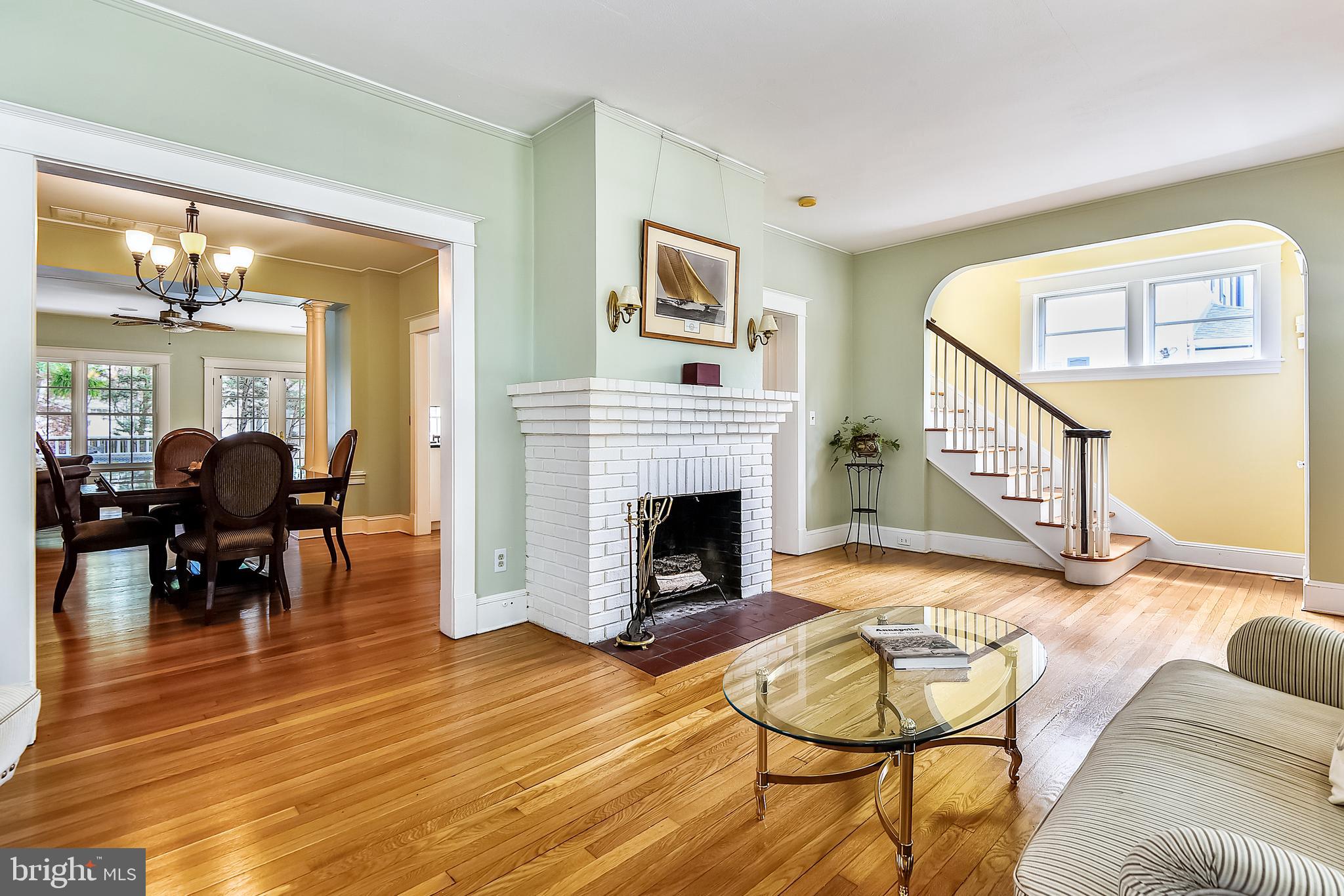 MURRAY HILL - Residential