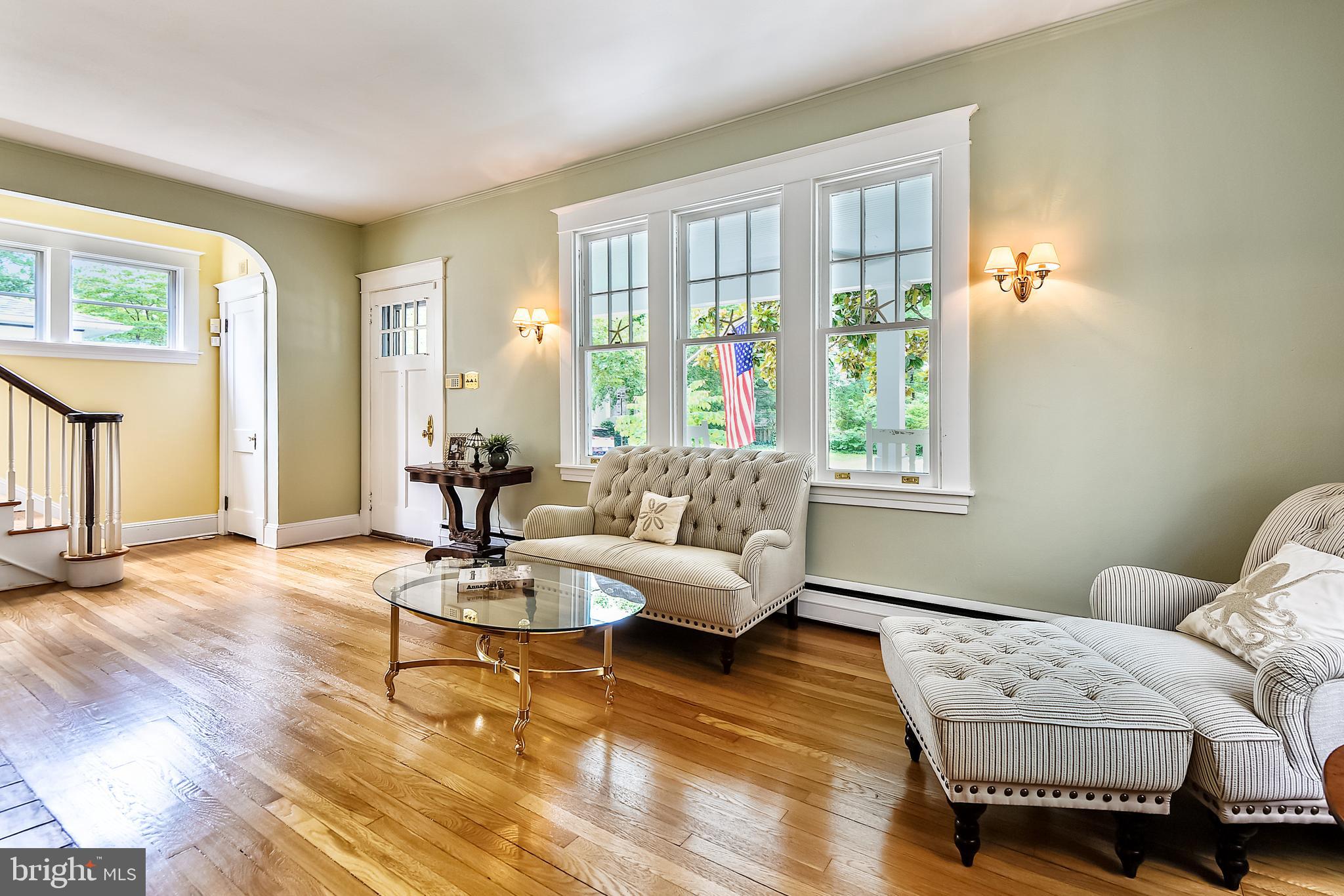 MURRAY HILL - Residential