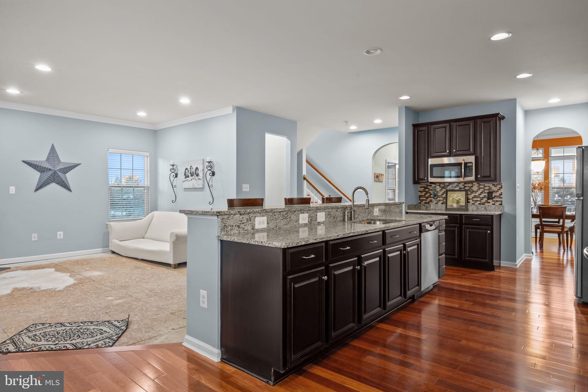 OVERLOOK AT CARRIAGE - Residential