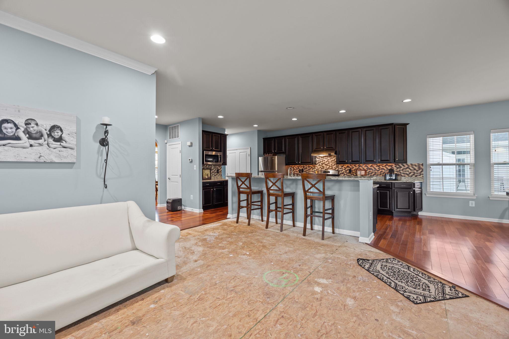 OVERLOOK AT CARRIAGE - Residential