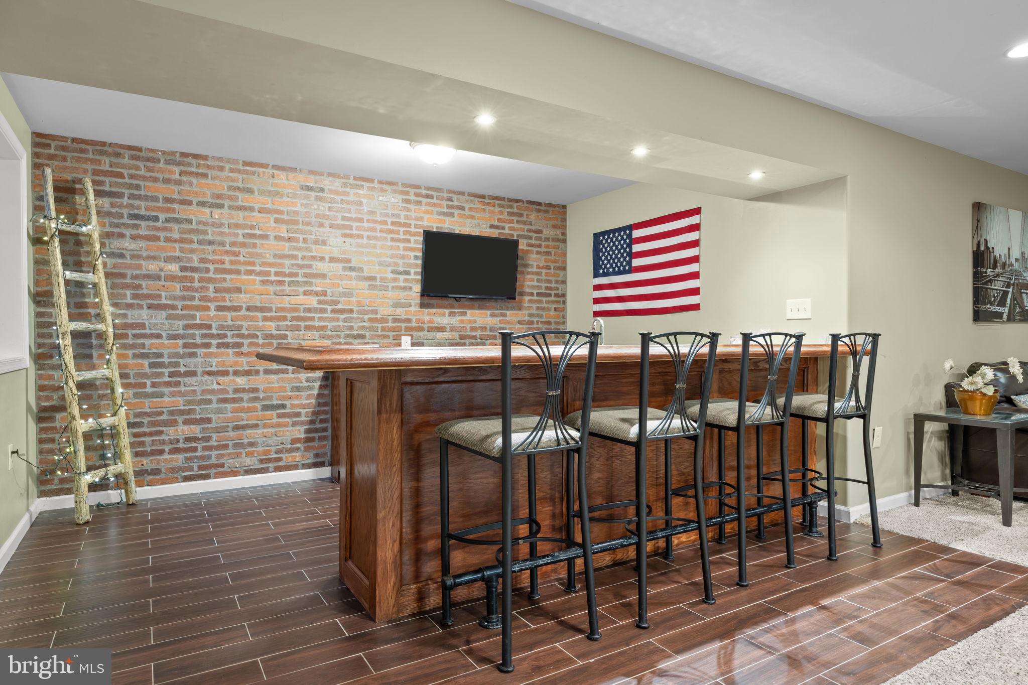 OVERLOOK AT CARRIAGE - Residential