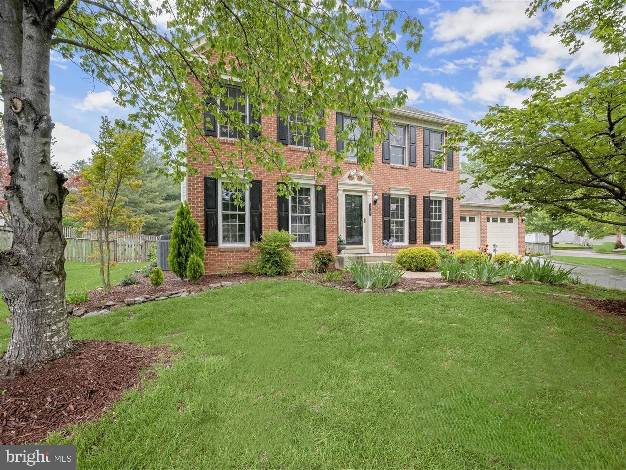 MONTGOMERY MEADOWS - Residential