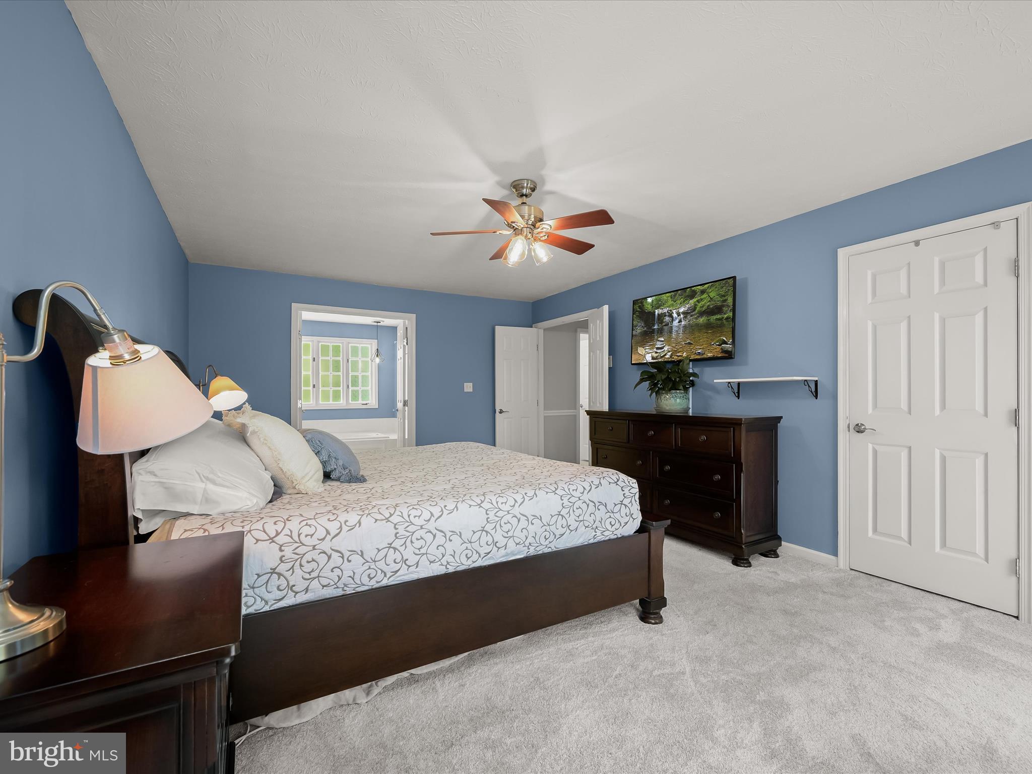 MONTGOMERY MEADOWS - Residential