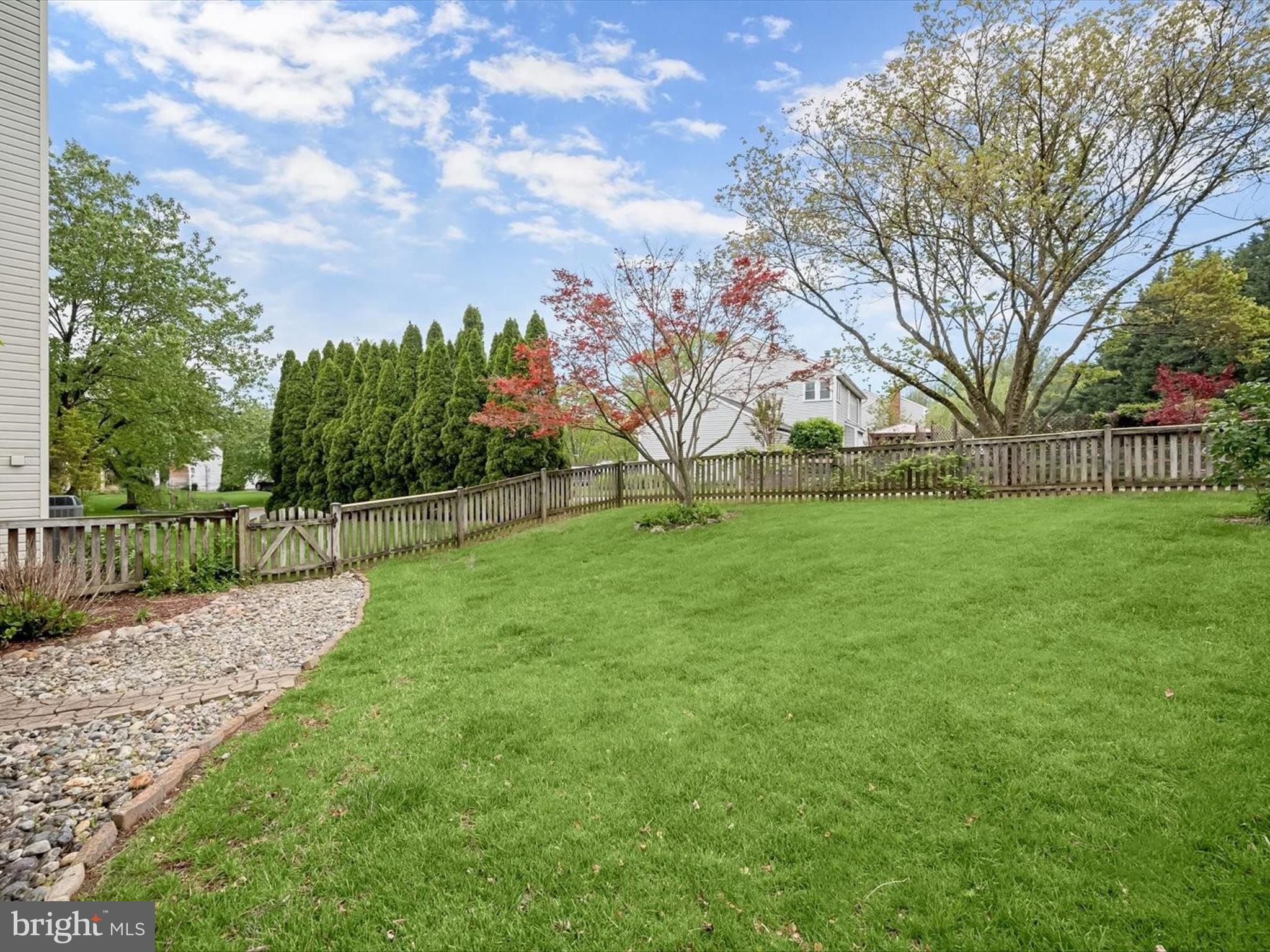 MONTGOMERY MEADOWS - Residential