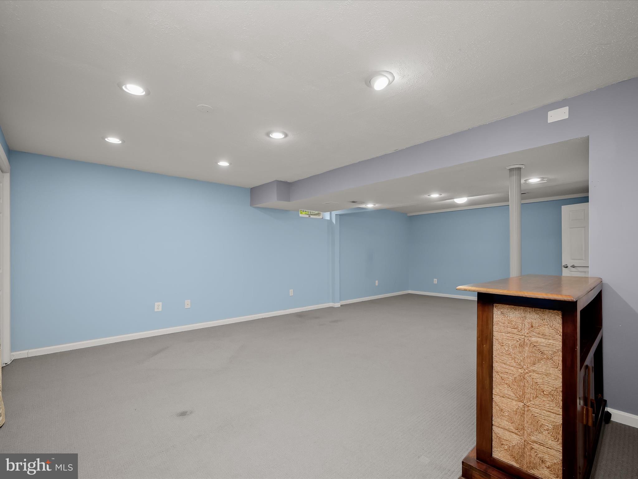 MONTGOMERY MEADOWS - Residential