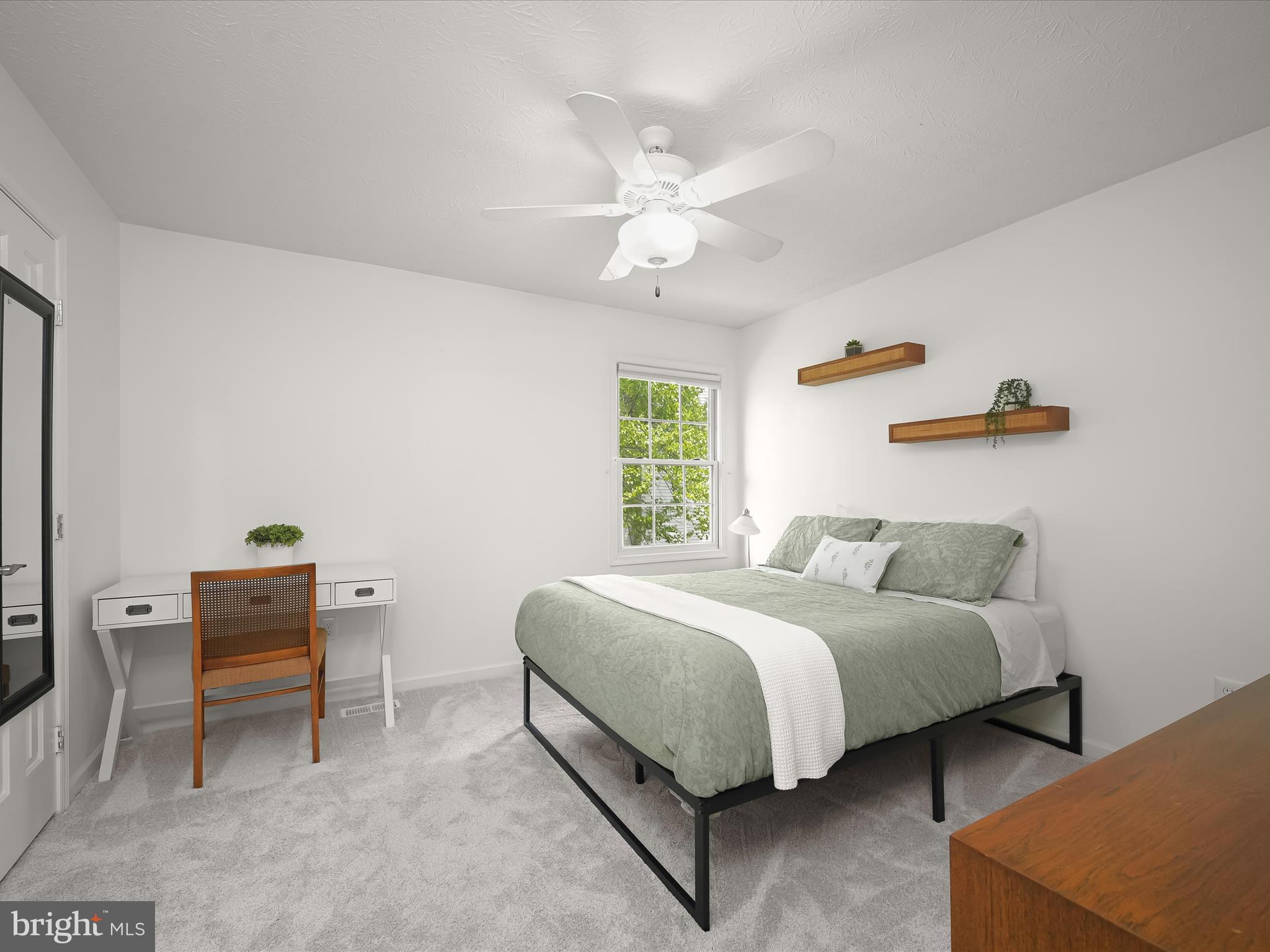 MONTGOMERY MEADOWS - Residential