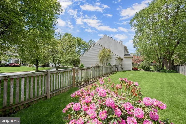 MONTGOMERY MEADOWS - Residential