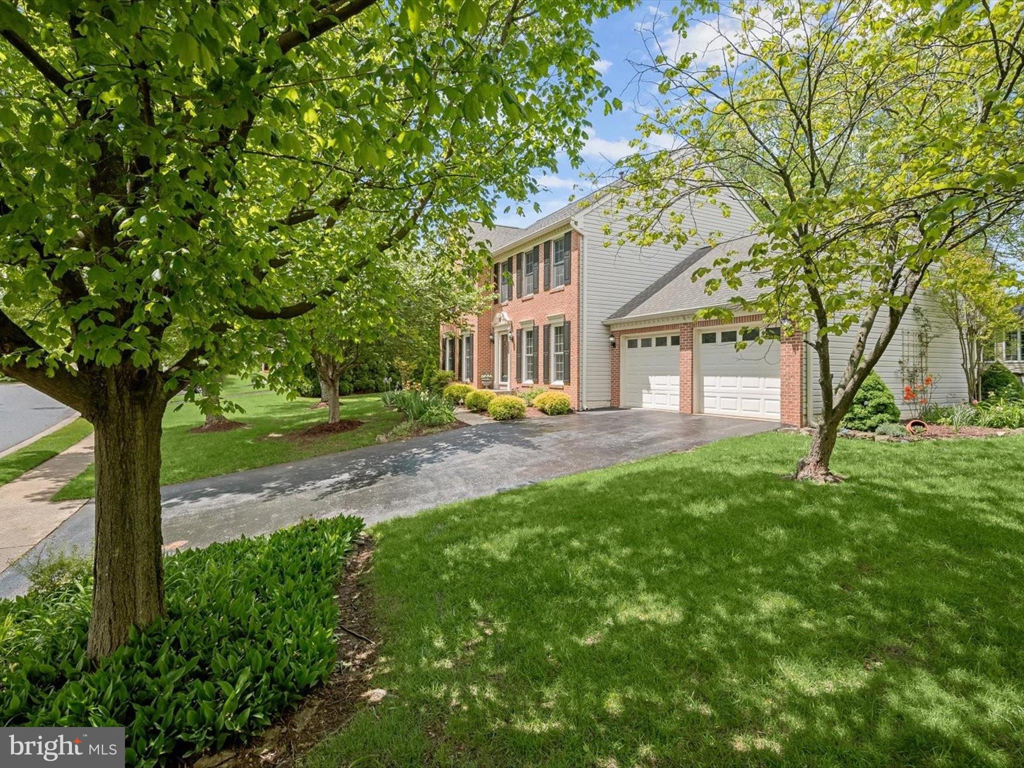 MONTGOMERY MEADOWS - Residential