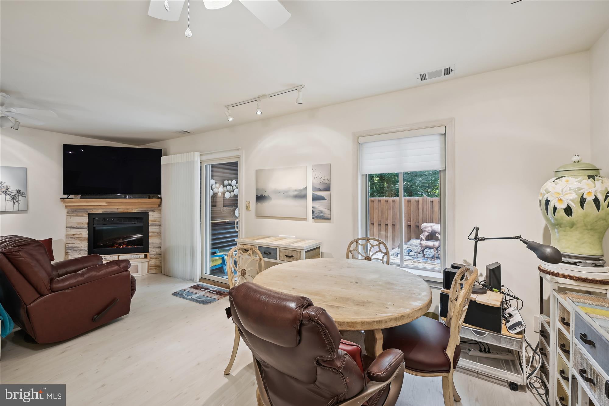 BEECHIN HILLS - Residential