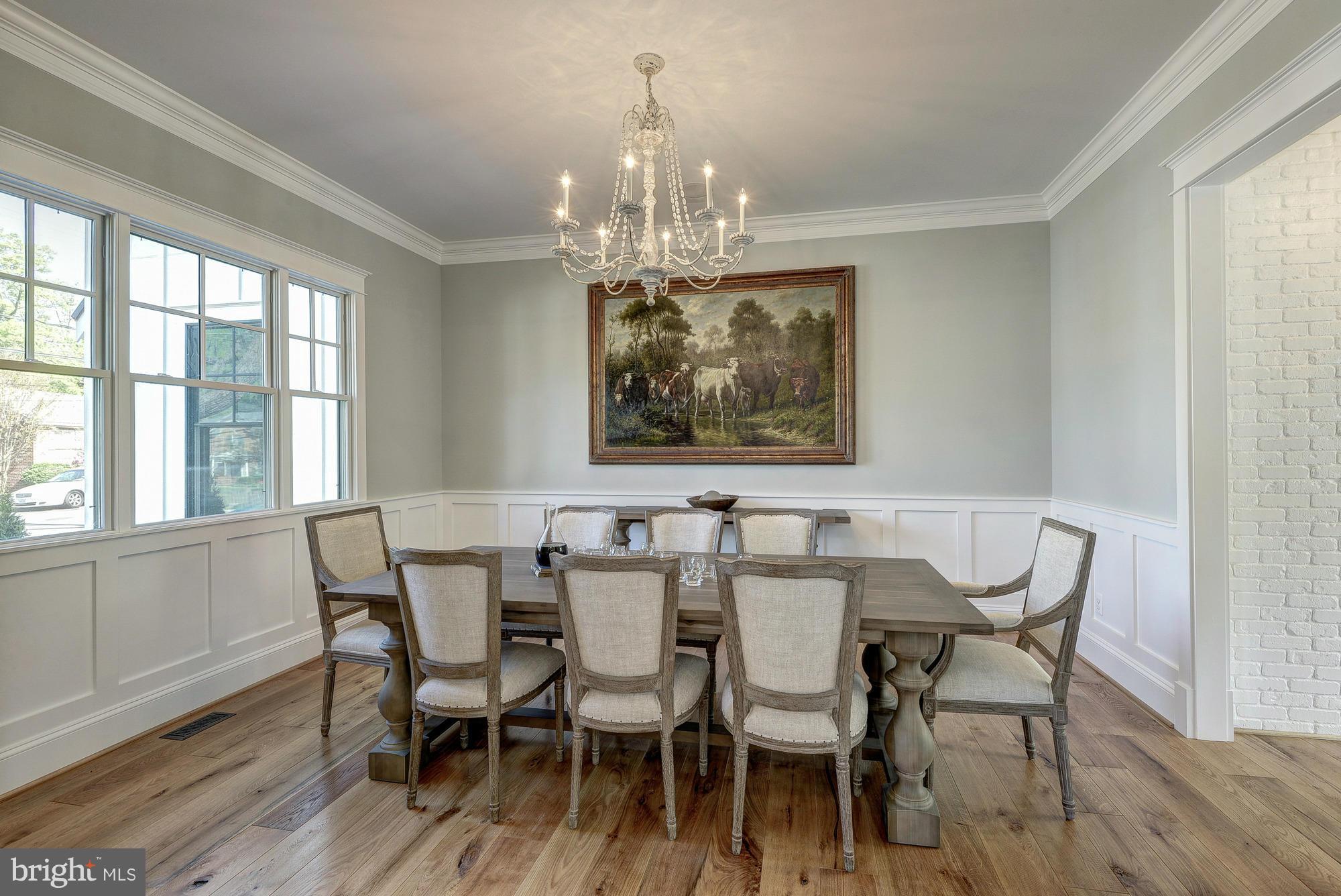 COUNTRY CLUB HILLS - Residential