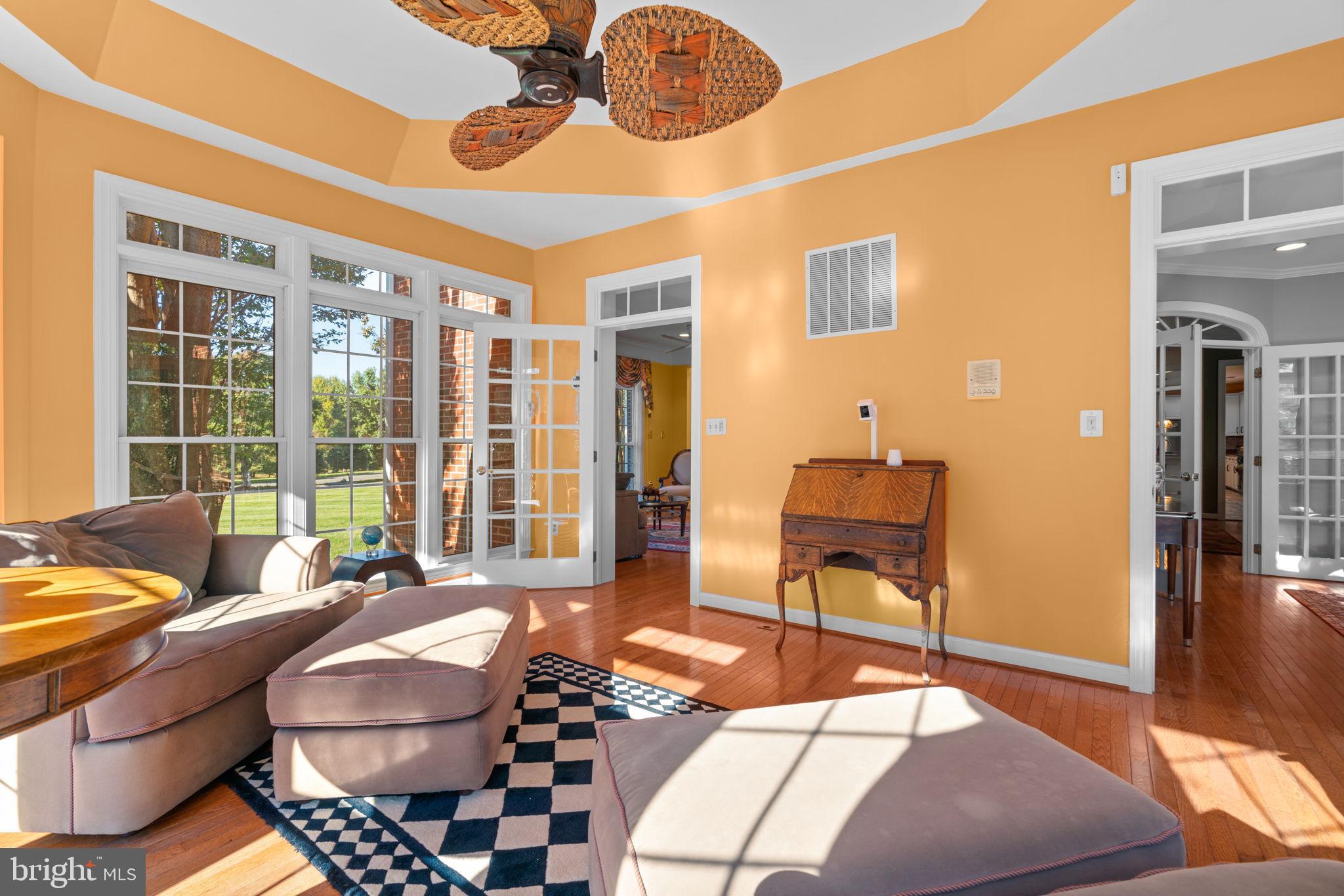 HUNTERBROOKE - Residential