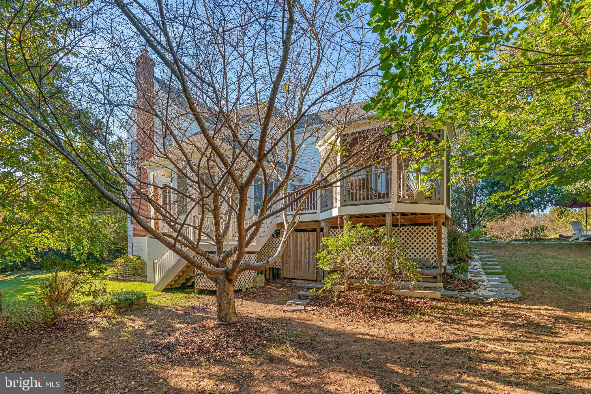 HUNTERBROOKE - Residential