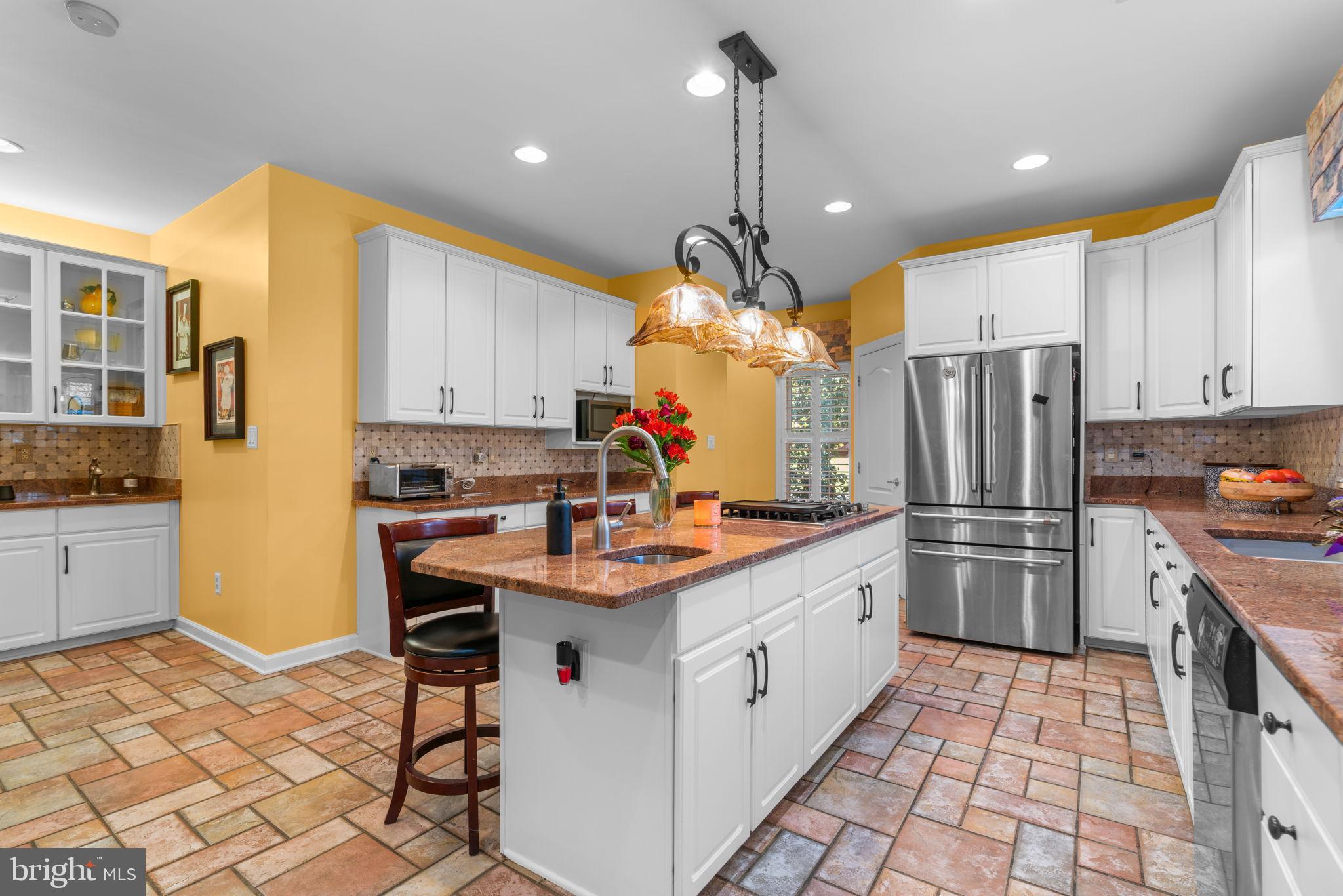 HUNTERBROOKE - Residential