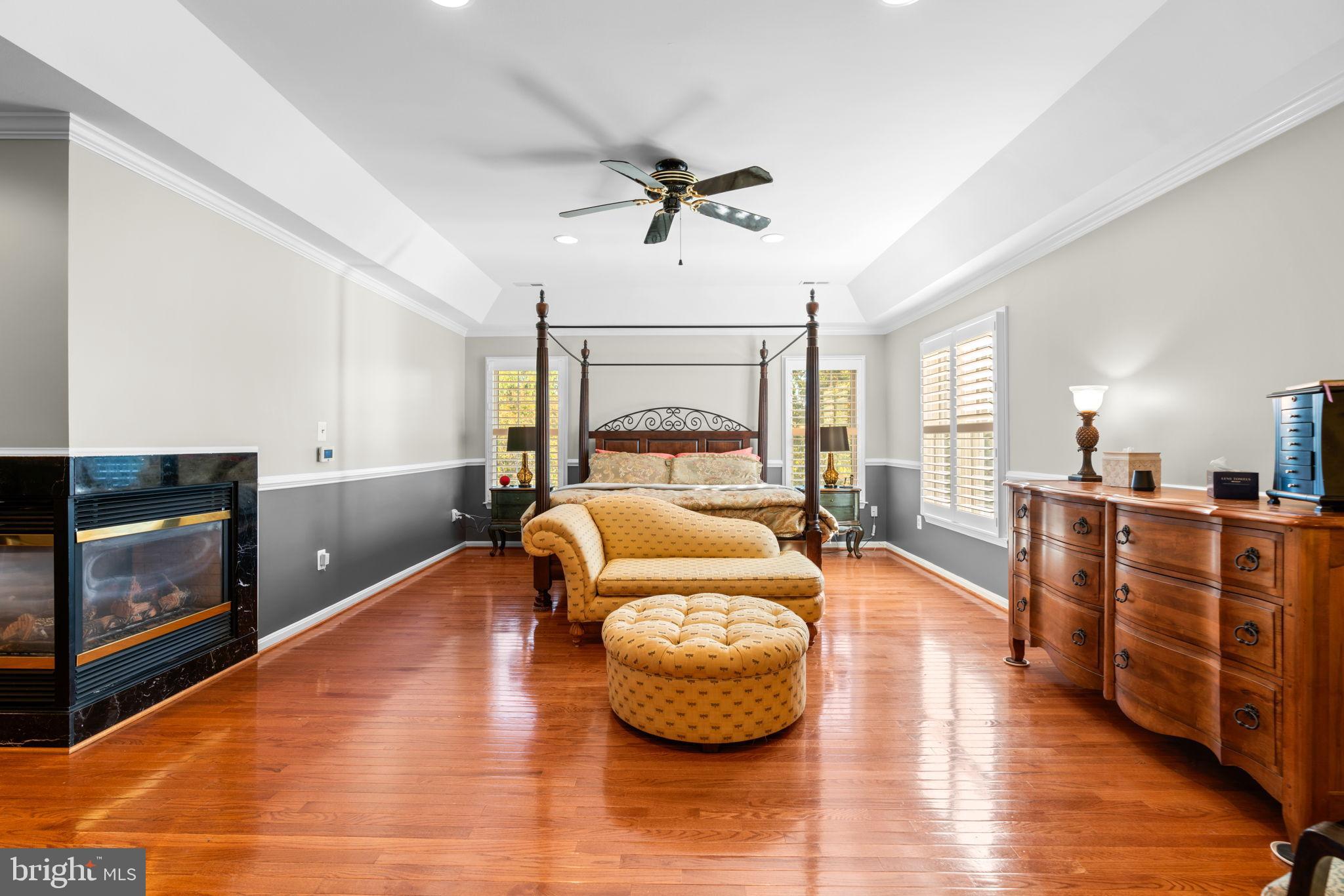 HUNTERBROOKE - Residential