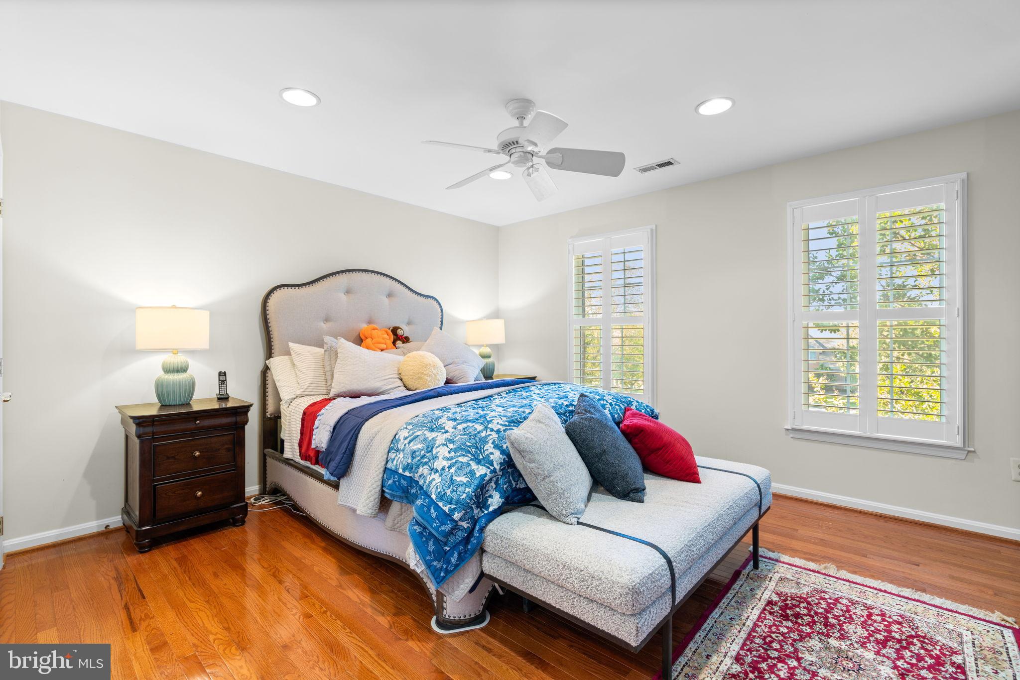 HUNTERBROOKE - Residential