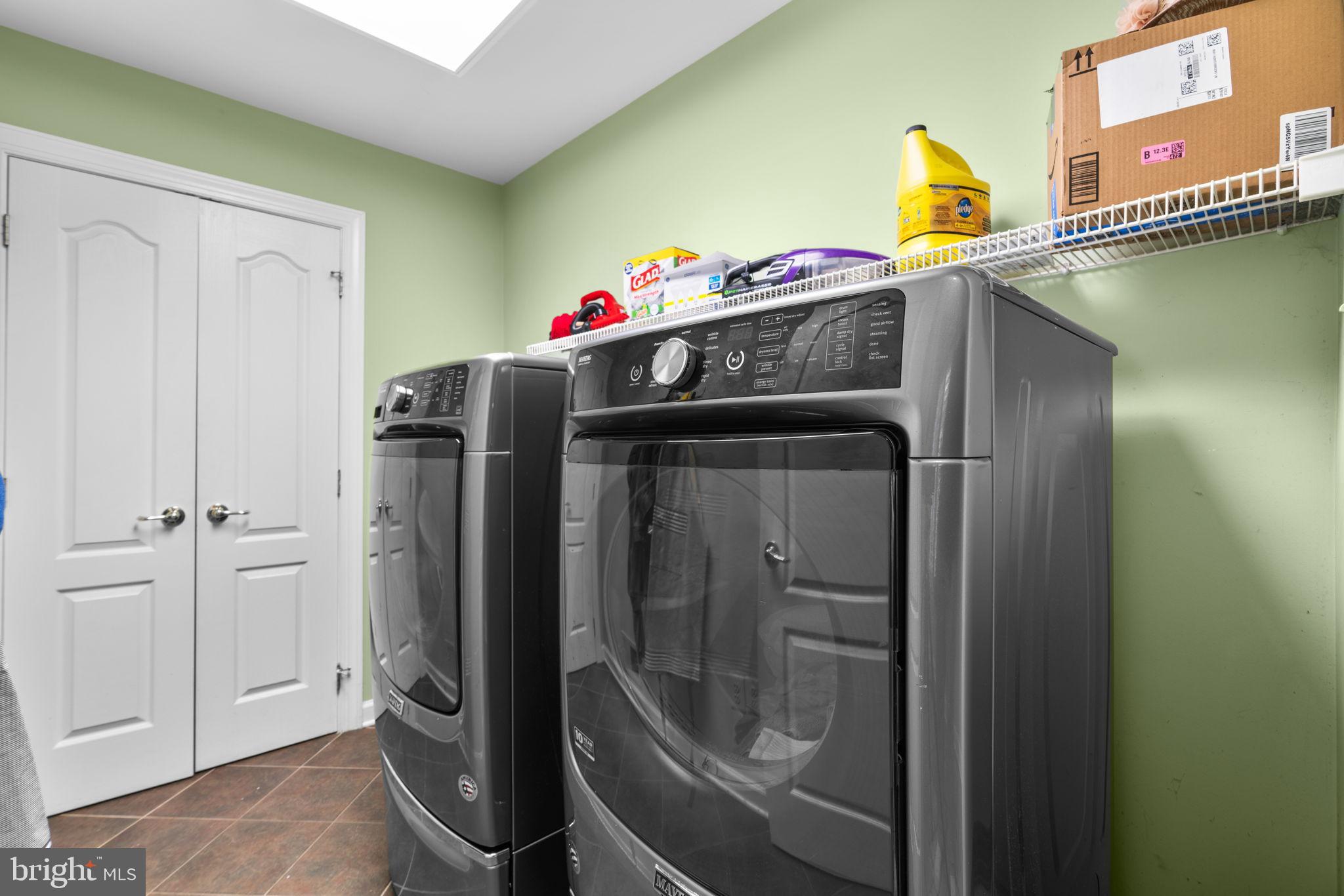 HUNTERBROOKE - Residential