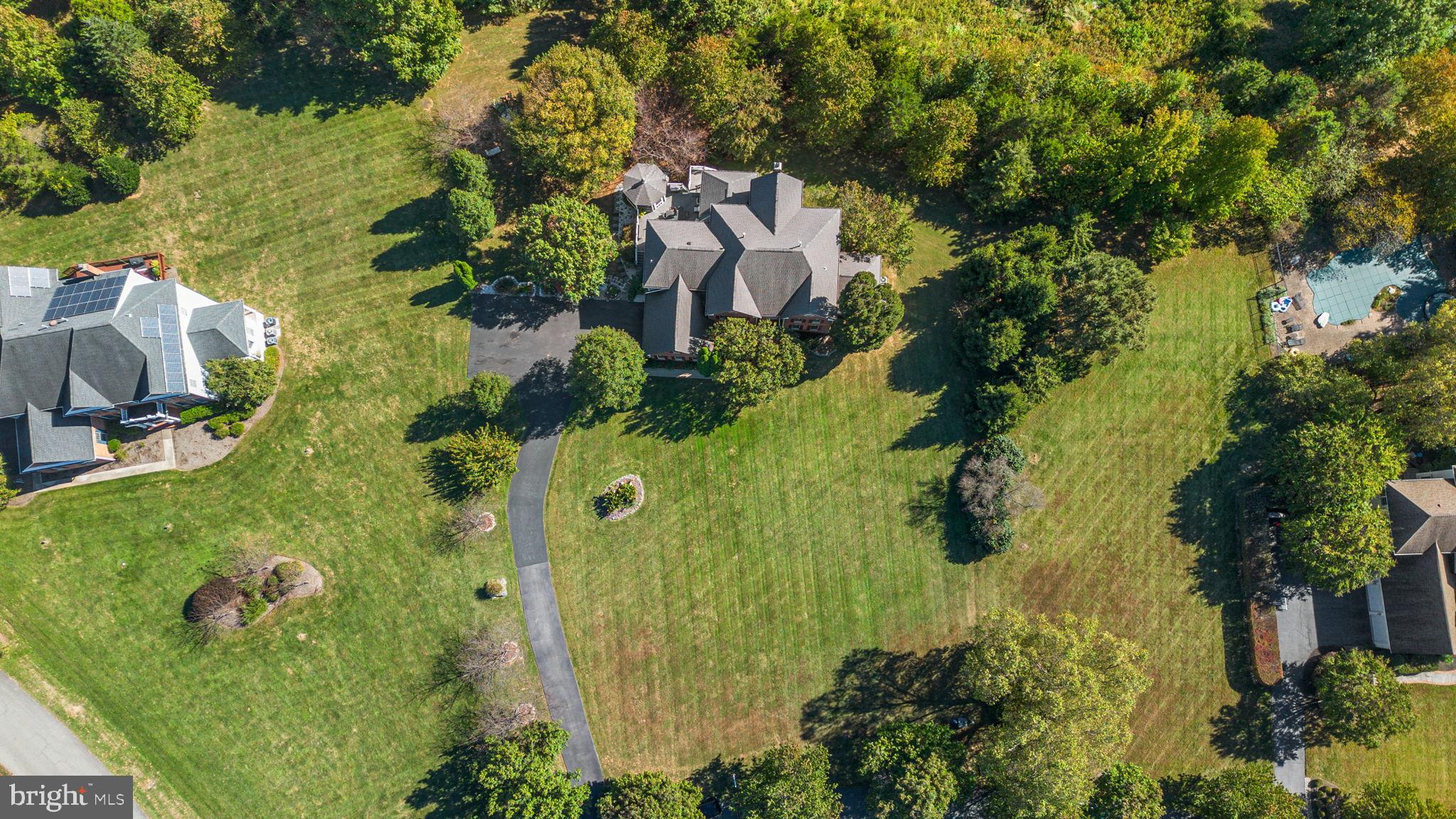 HUNTERBROOKE - Residential