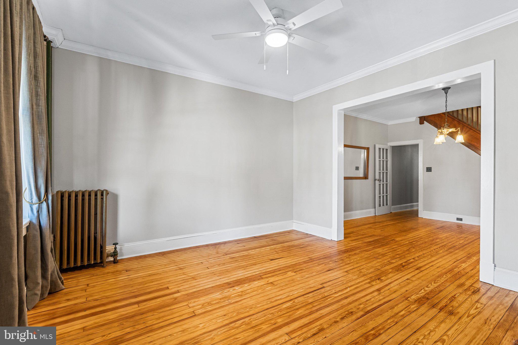218 W SOUTH STREET