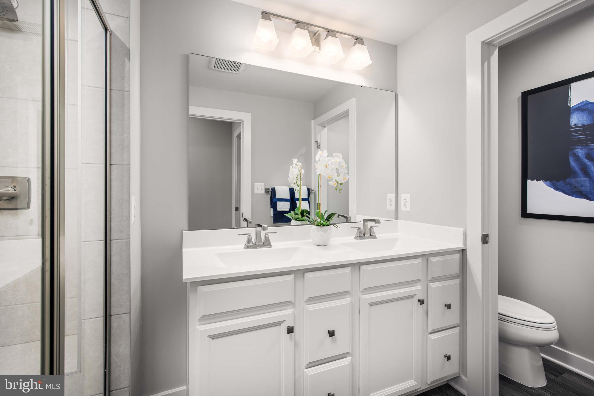 ASHBURN STATION - Residential