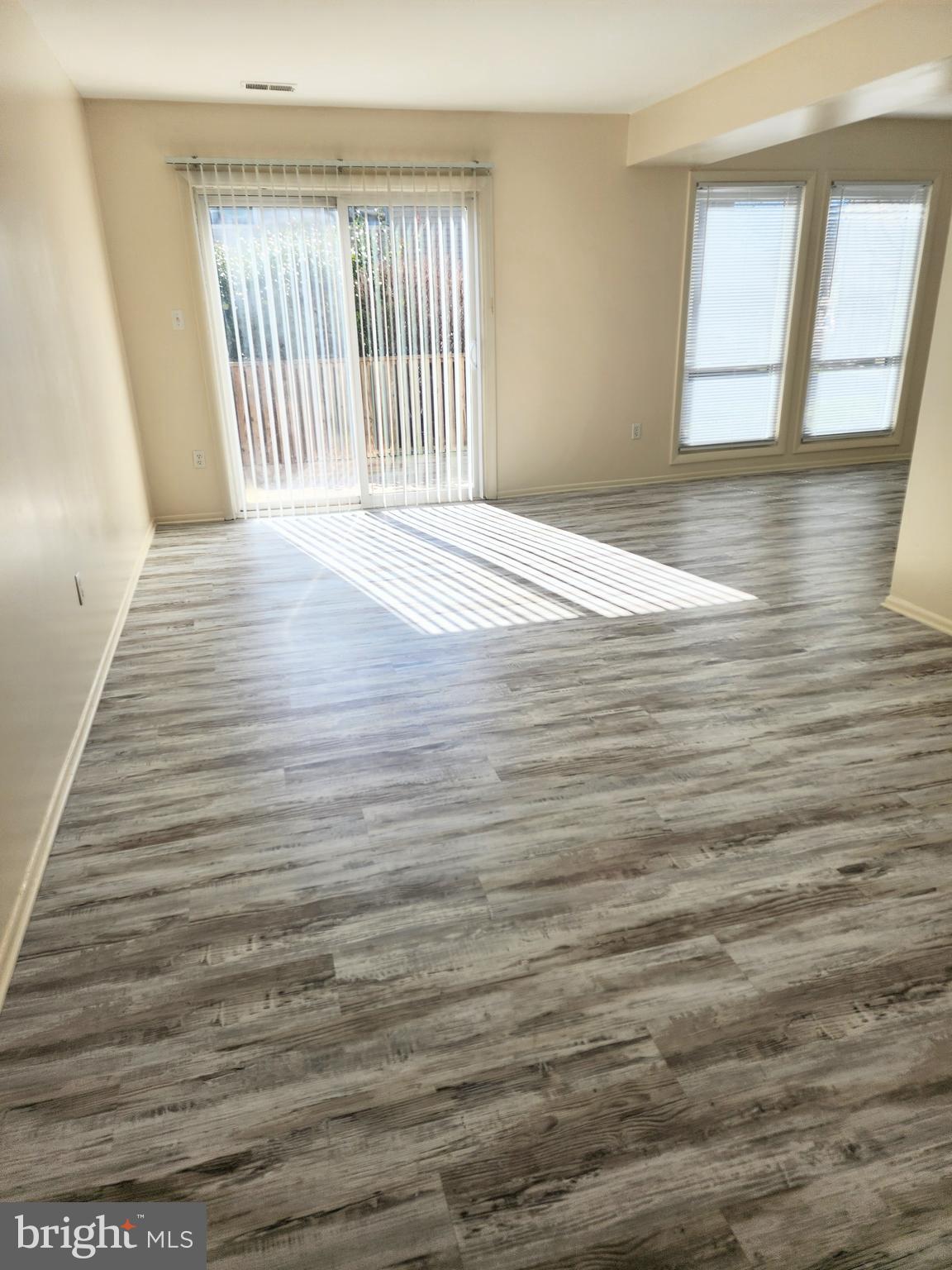 KENT COVE - Residential Lease