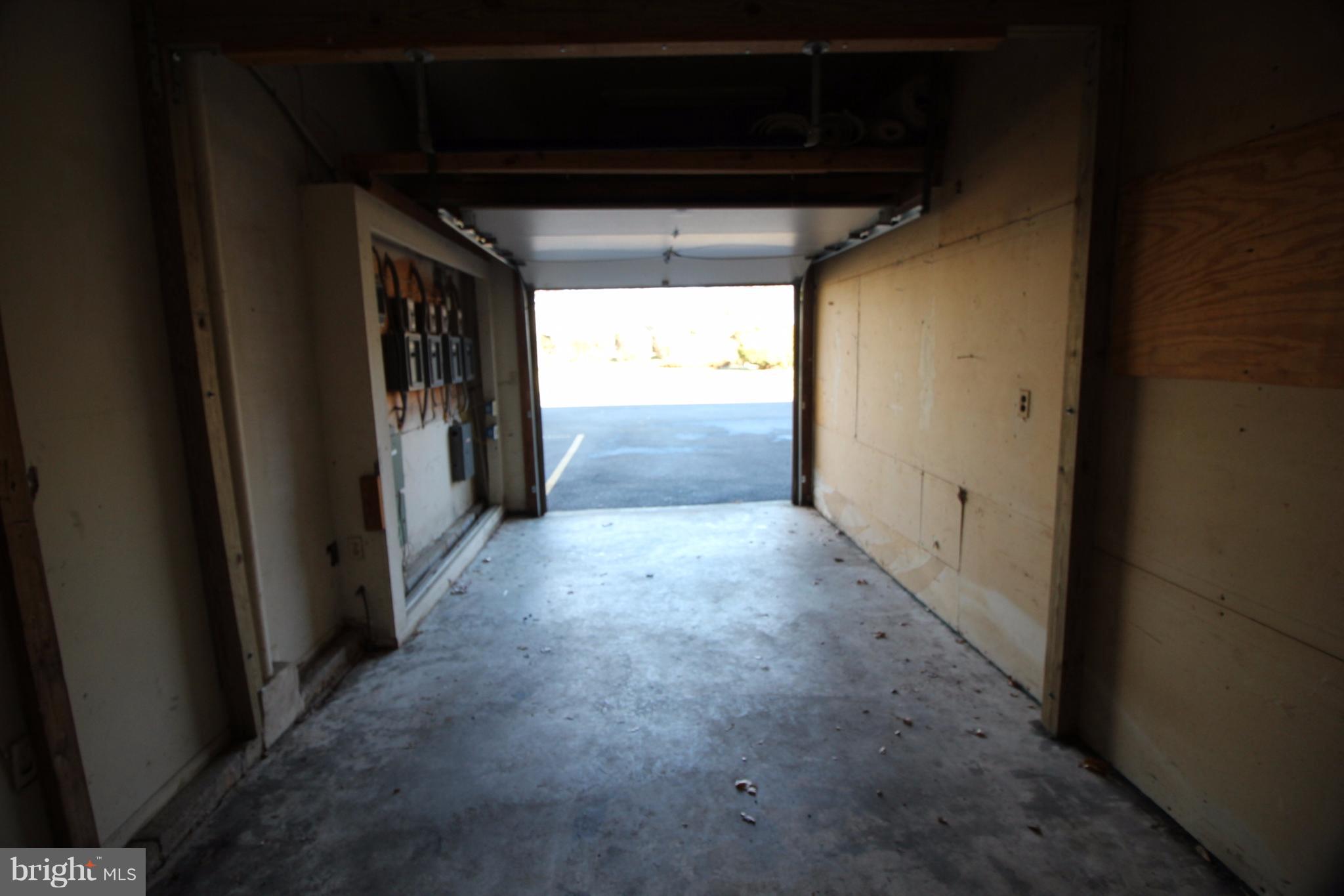 KENT COVE - Residential Lease