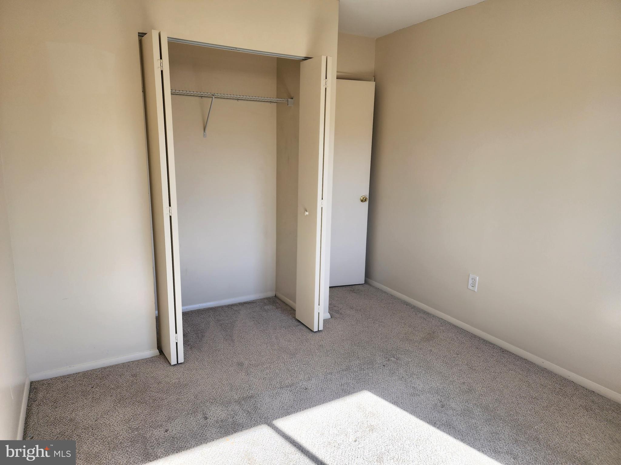 KENT COVE - Residential Lease