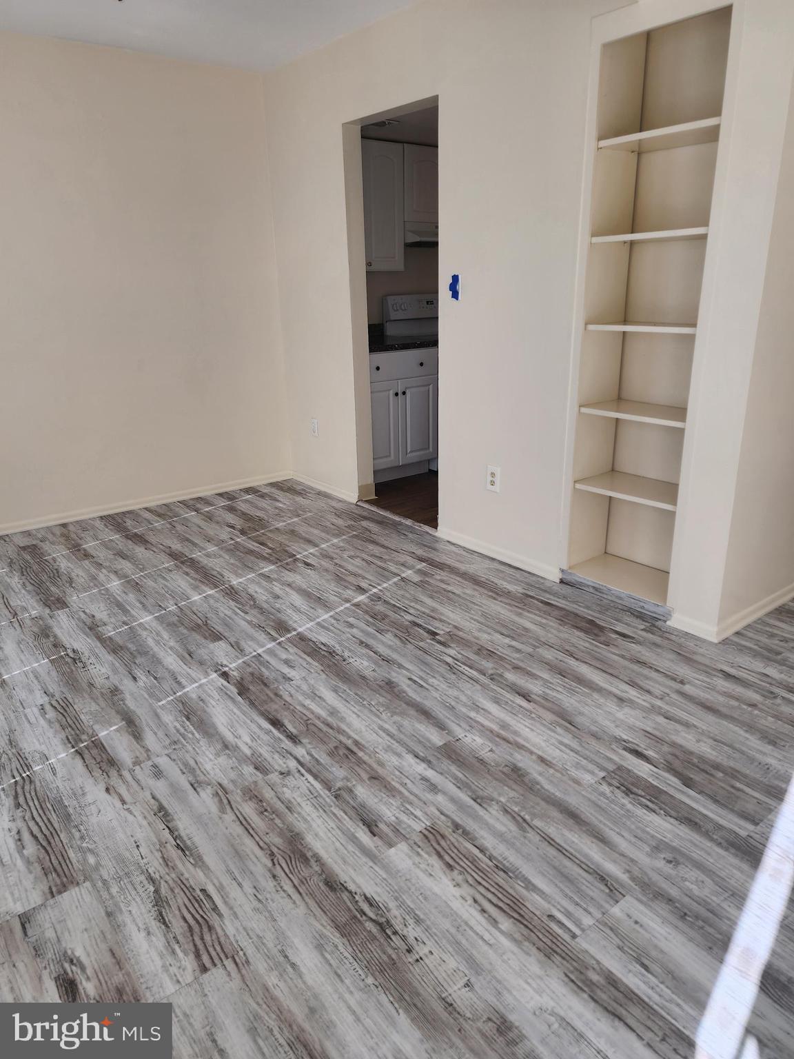 KENT COVE - Residential Lease