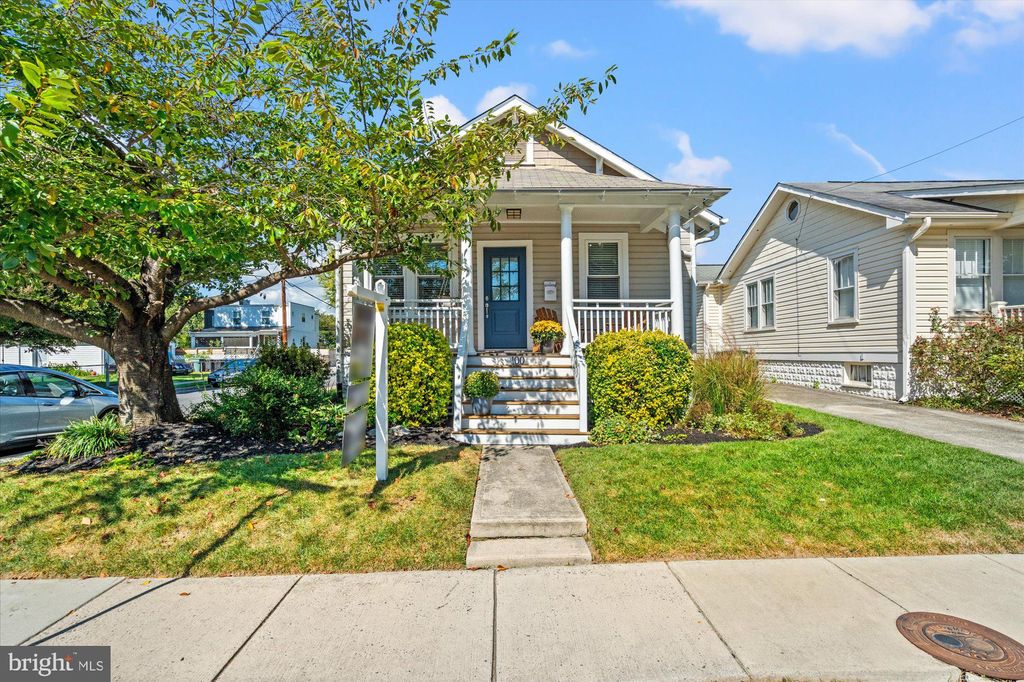 Photo of 100 E Custis Avenue, ALEXANDRIA, VA 22301 (MLS # VAAX2050664)