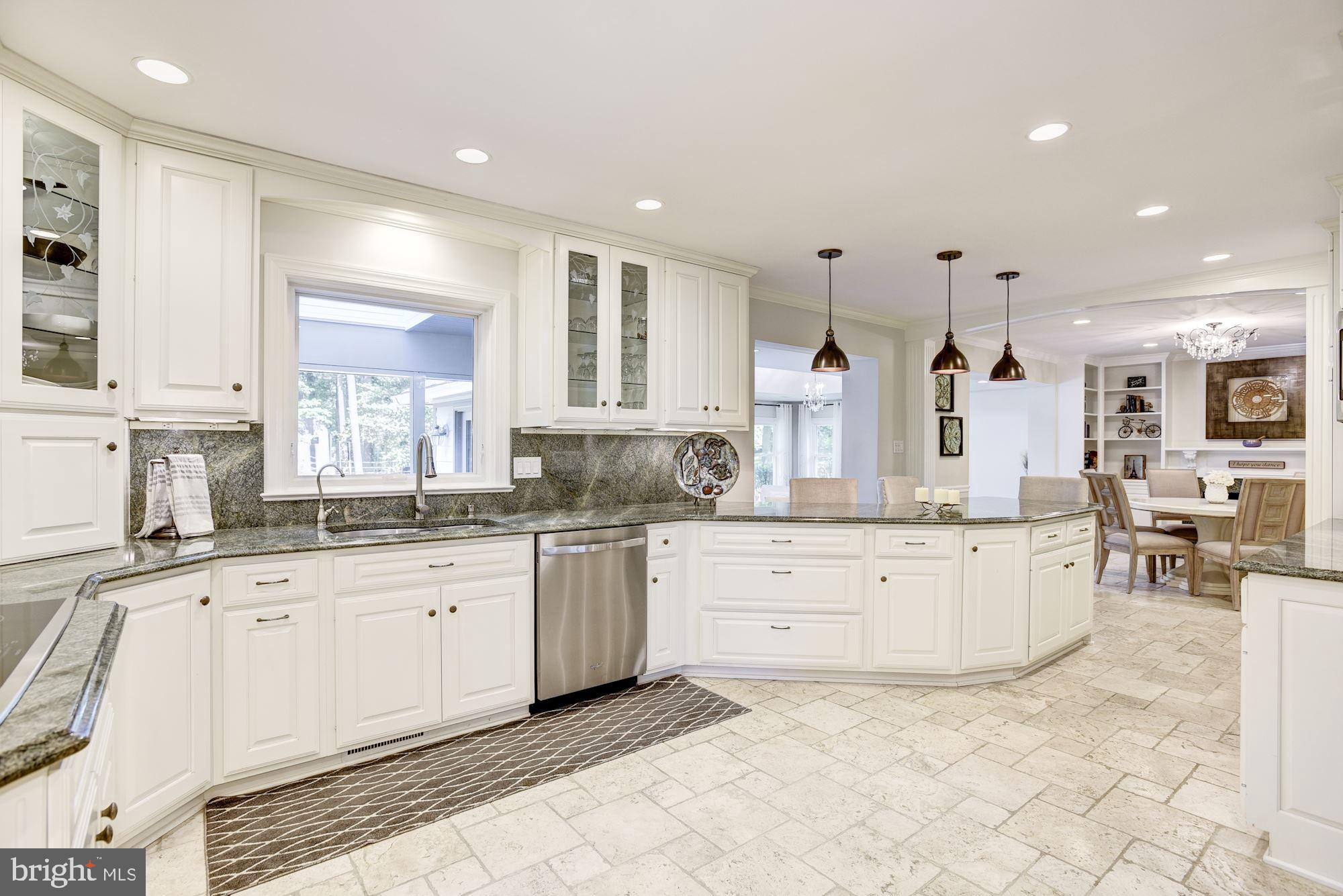 SUMMERWOOD - Residential