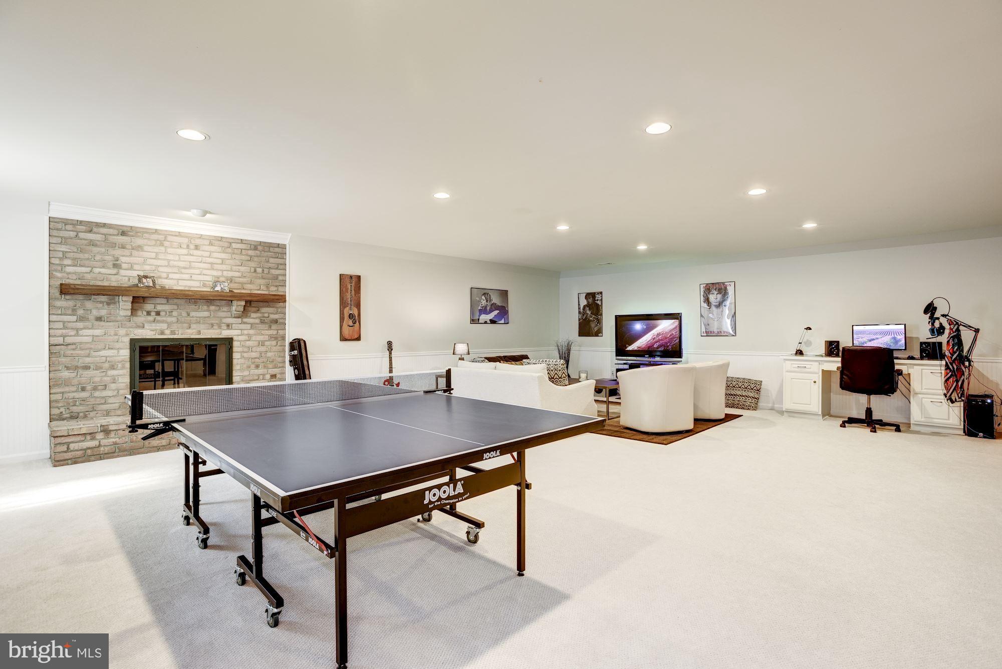 SUMMERWOOD - Residential