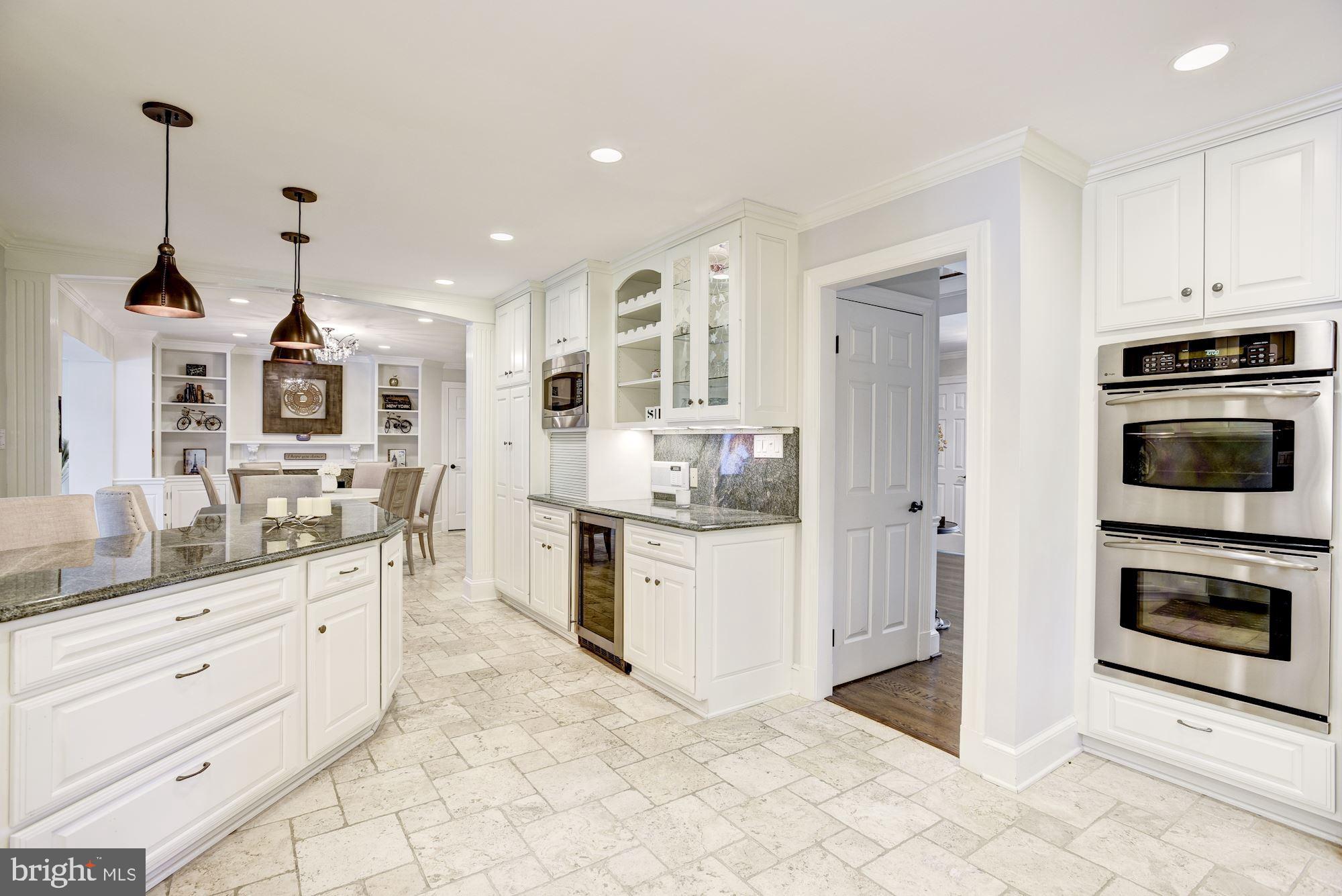 SUMMERWOOD - Residential