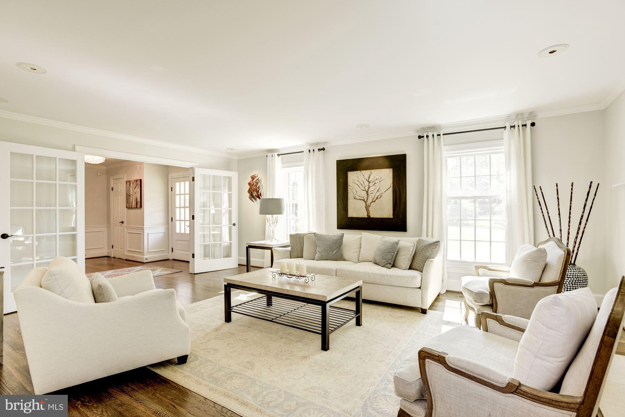 SUMMERWOOD - Residential